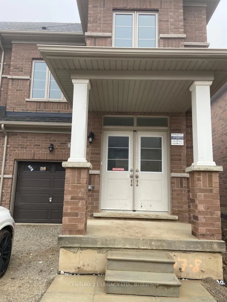 Front of 146 Adventura Road