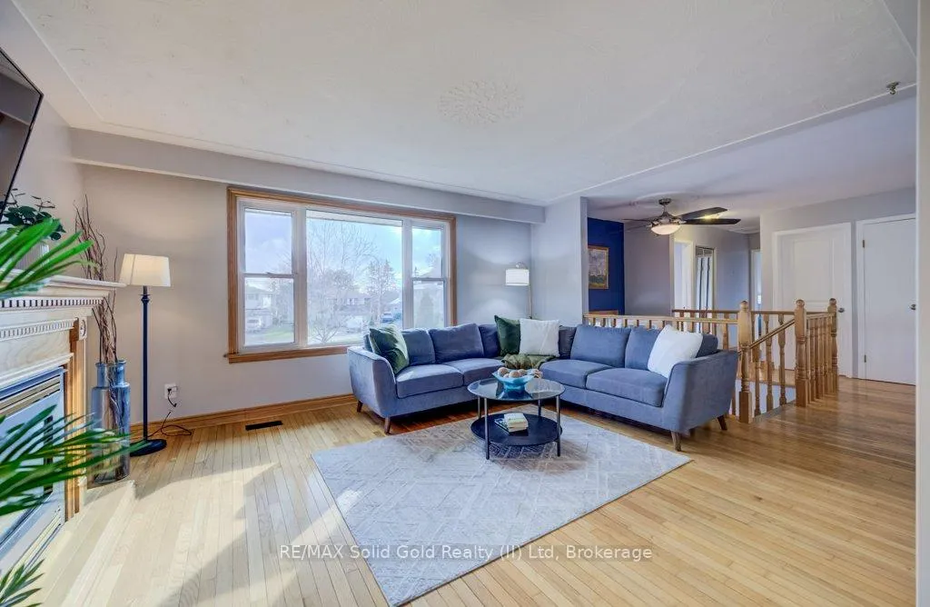 Photo 6 of 330 Daleview Place, Waterloo — HOMEH