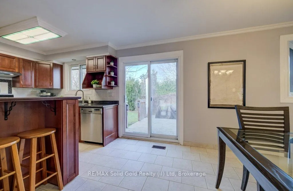 Photo 13 of 330 Daleview Place, Waterloo — HOMEH