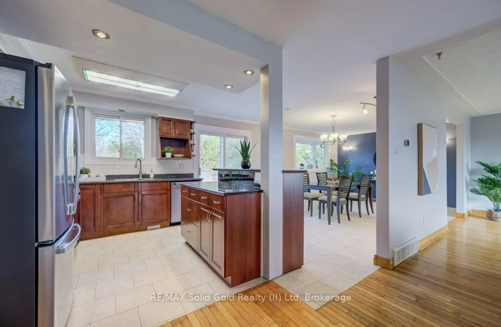 Photo 14 of 330 Daleview Place, Waterloo — HOMEH