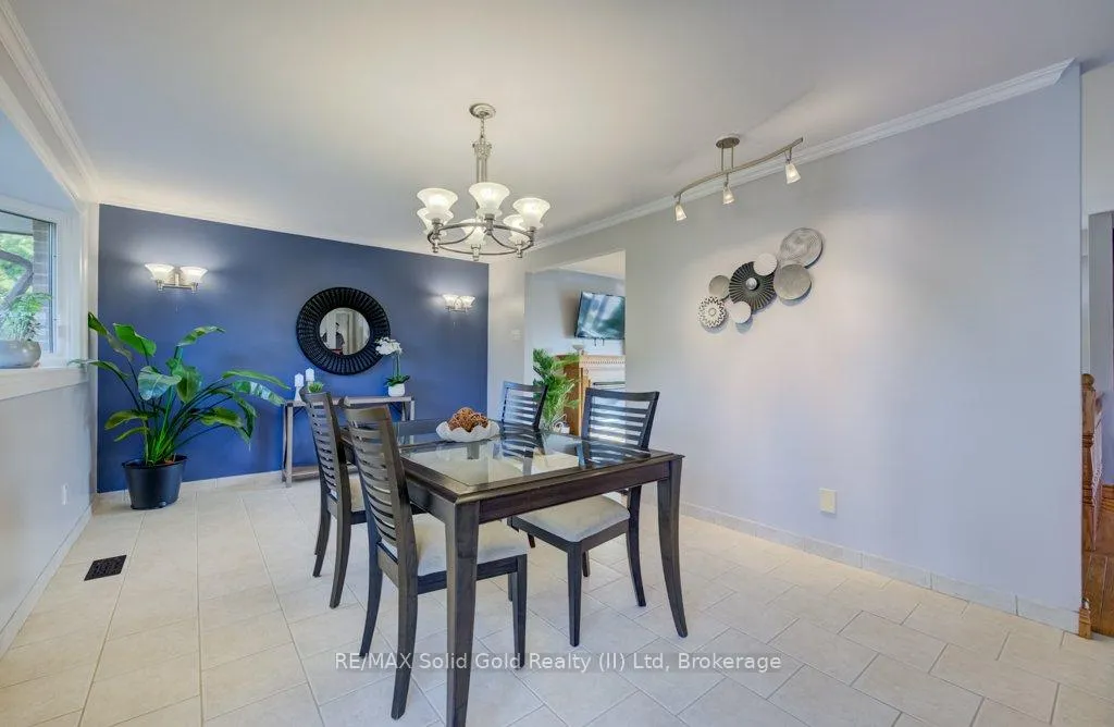 Photo 17 of 330 Daleview Place, Waterloo — HOMEH