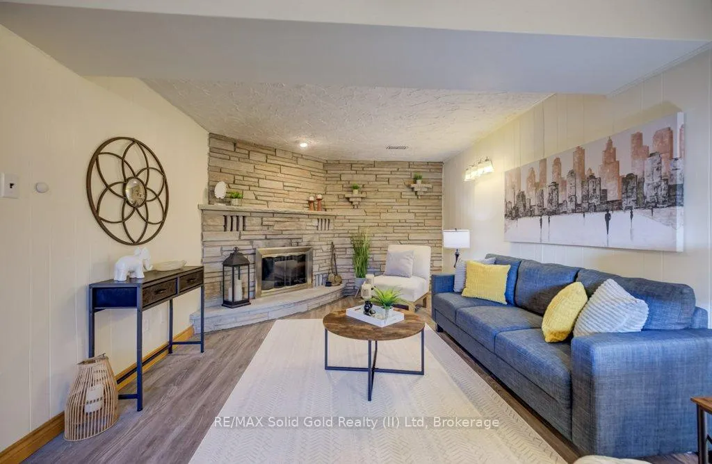 Photo 30 of 330 Daleview Place, Waterloo — HOMEH