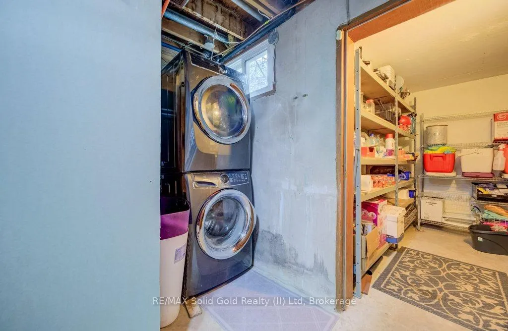 Photo 35 of 330 Daleview Place, Waterloo — HOMEH
