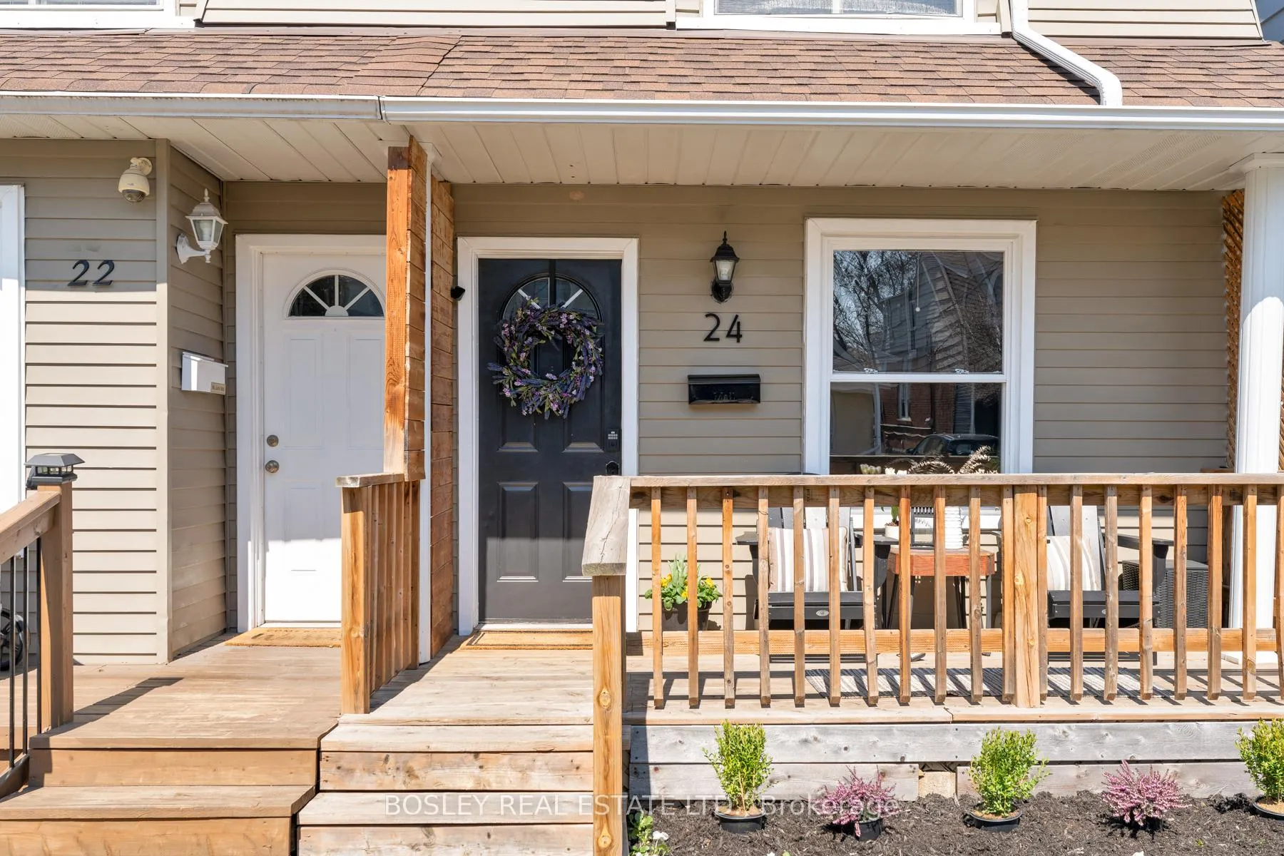 Front of 24 Queensdale Avenue
