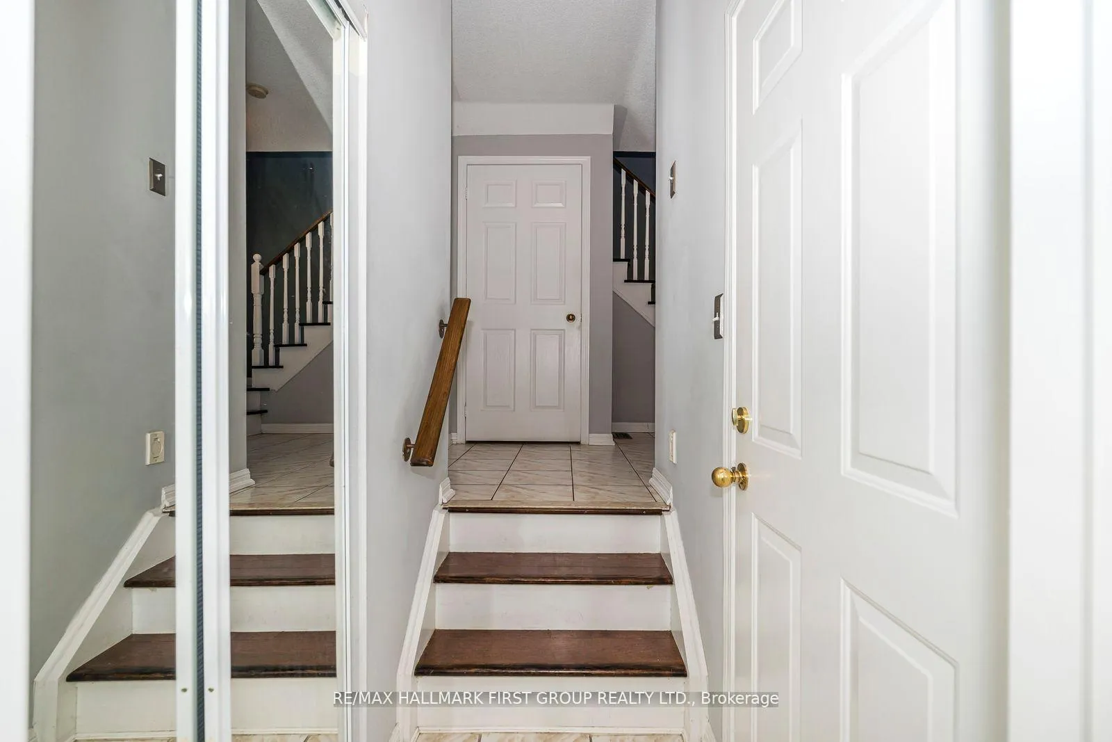 Photo 22 of 1636 Sarasota Crescent, Oshawa, Samac — HOMEH