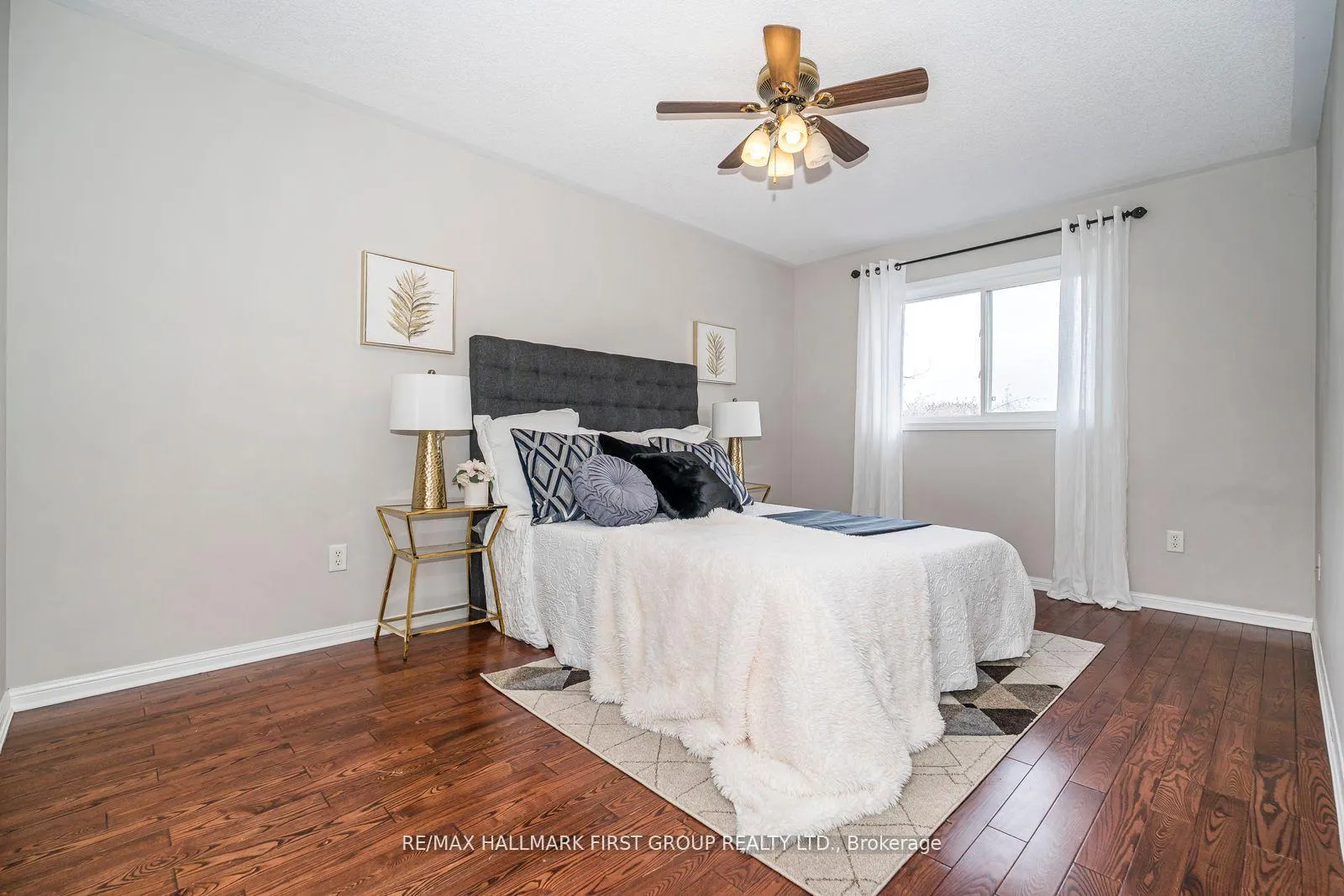 Photo 26 of 1636 Sarasota Crescent, Oshawa, Samac — HOMEH
