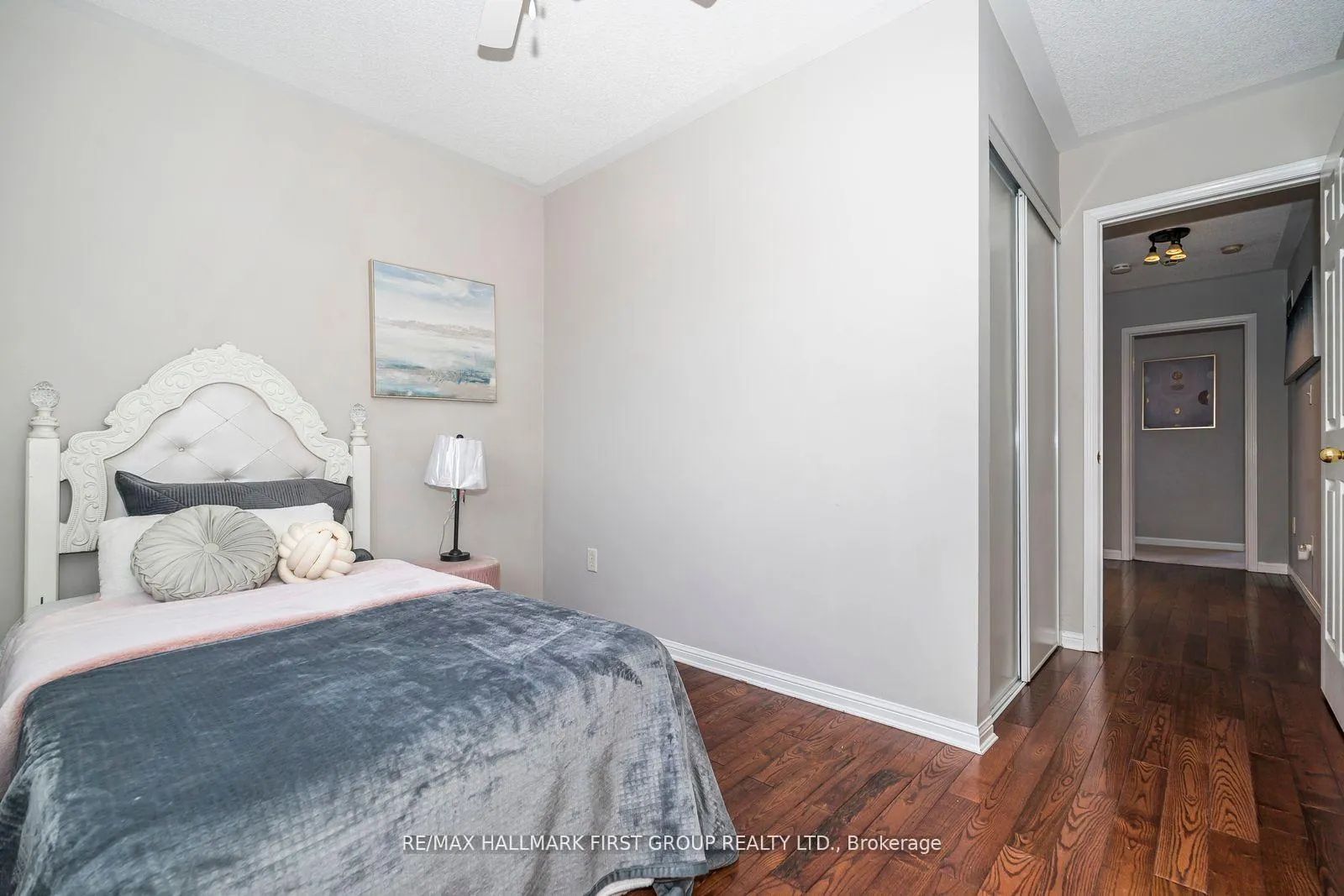Photo 30 of 1636 Sarasota Crescent, Oshawa, Samac — HOMEH