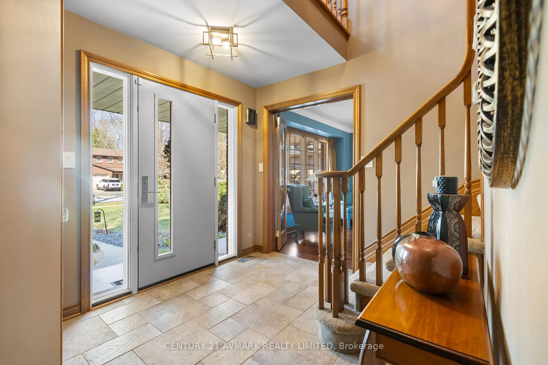 Photo 8 of 5 Milburn Drive, Pelham, Fonthill — HOMEH