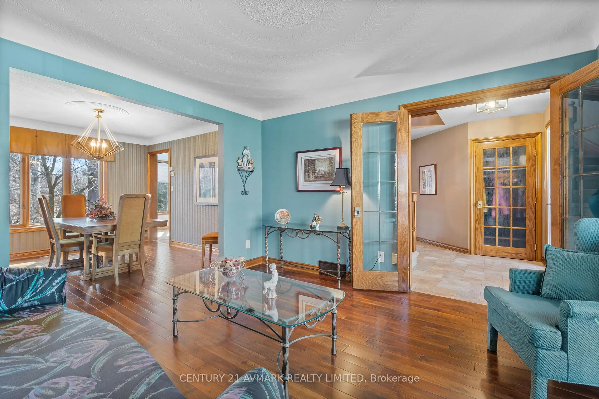 Photo 10 of 5 Milburn Drive, Pelham, Fonthill — HOMEH