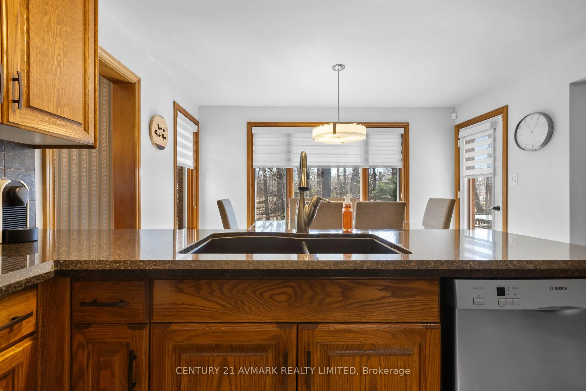 Photo 17 of 5 Milburn Drive, Pelham, Fonthill — HOMEH
