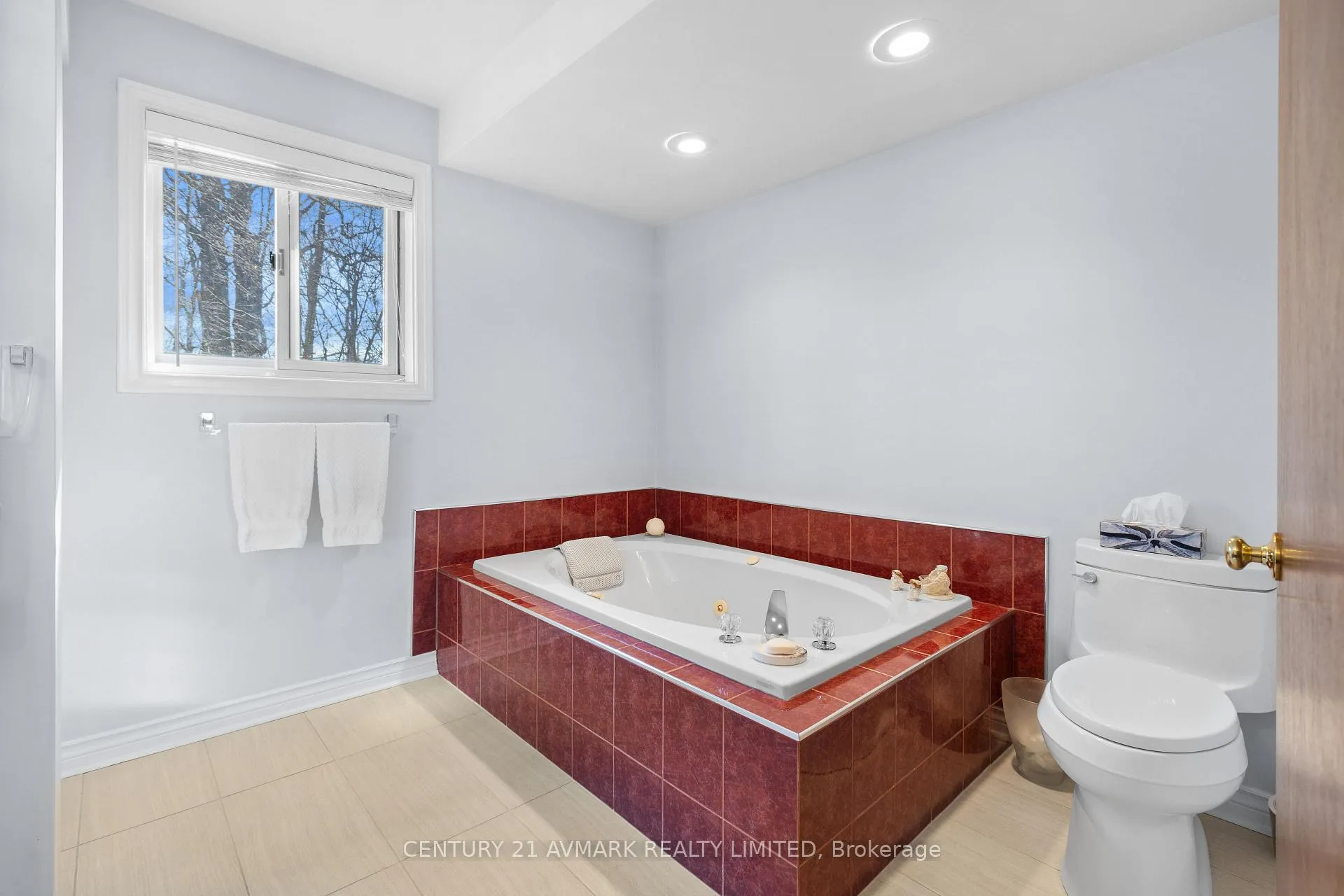 Photo 28 of 5 Milburn Drive, Pelham, Fonthill — HOMEH