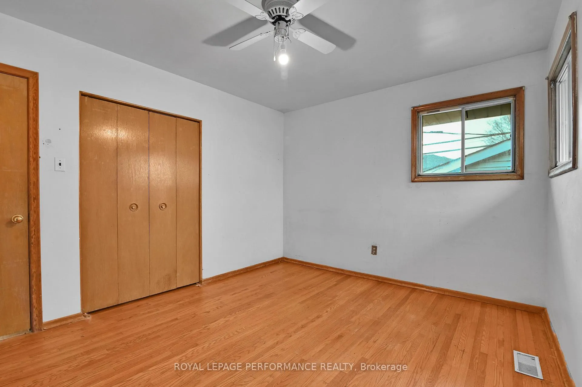 Photo 13 of 759 Pleasant Park Road, Ottawa, Elmvale Acres — HOMEH
