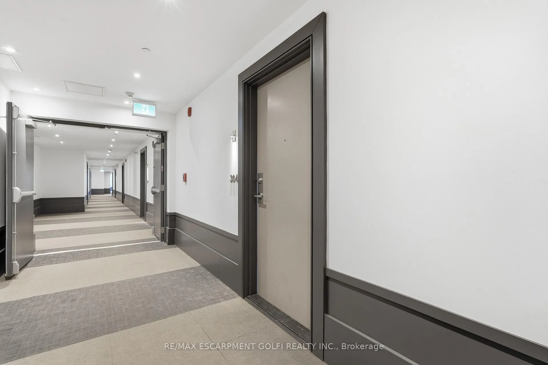 Photo 8 of Unit 304, 10 Concord Place, Grimsby, Grimsby Beach — HOMEH