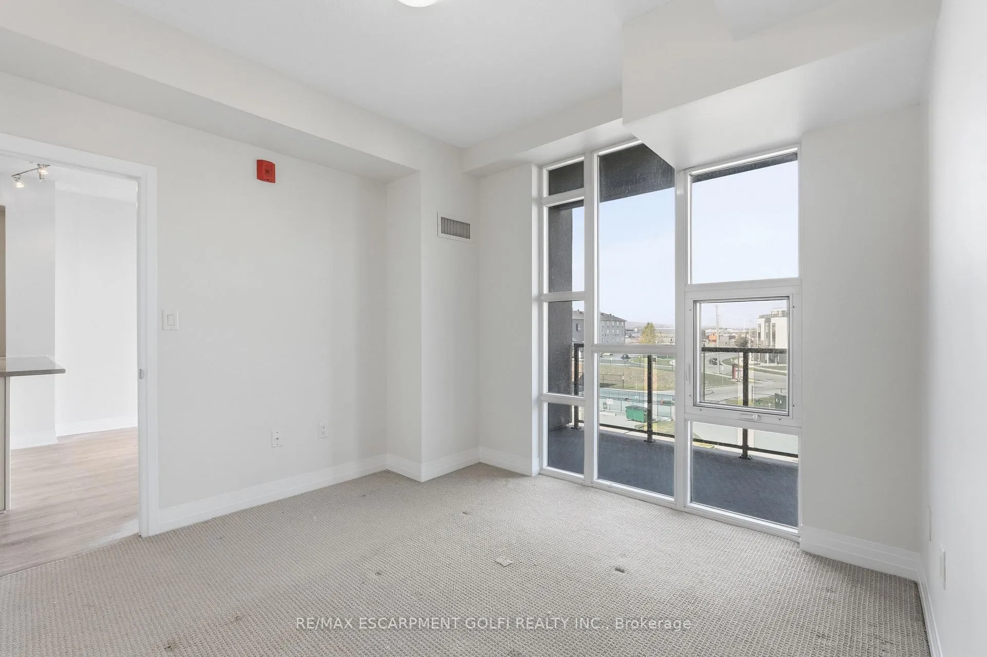 Photo 19 of Unit 304, 10 Concord Place, Grimsby, Grimsby Beach — HOMEH