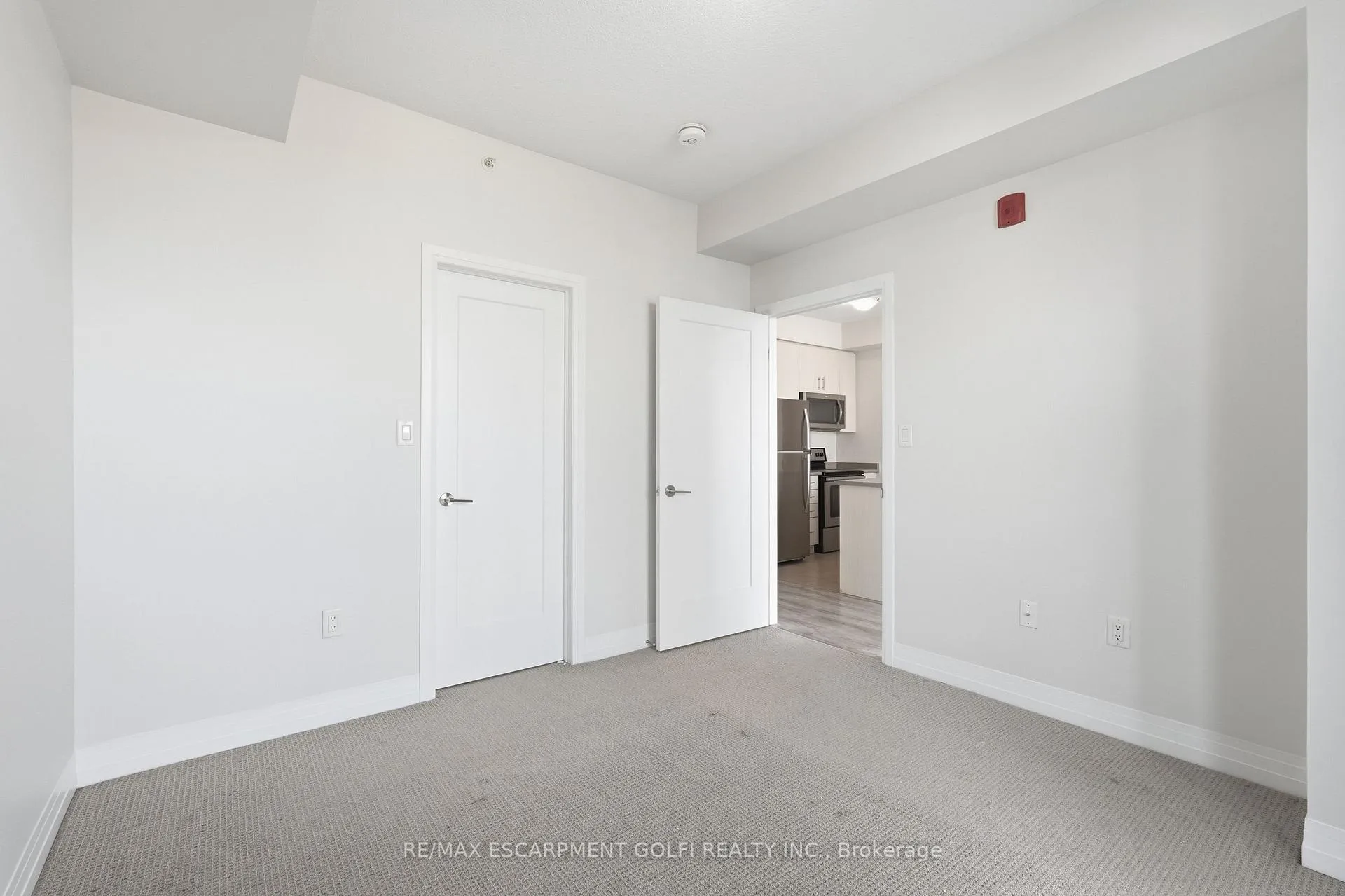 Photo 20 of Unit 304, 10 Concord Place, Grimsby, Grimsby Beach — HOMEH