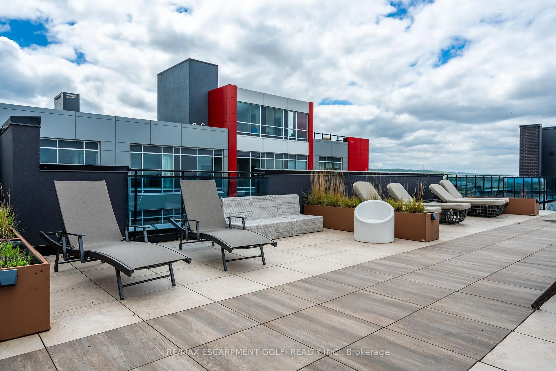 Photo 32 of Unit 304, 10 Concord Place, Grimsby, Grimsby Beach — HOMEH