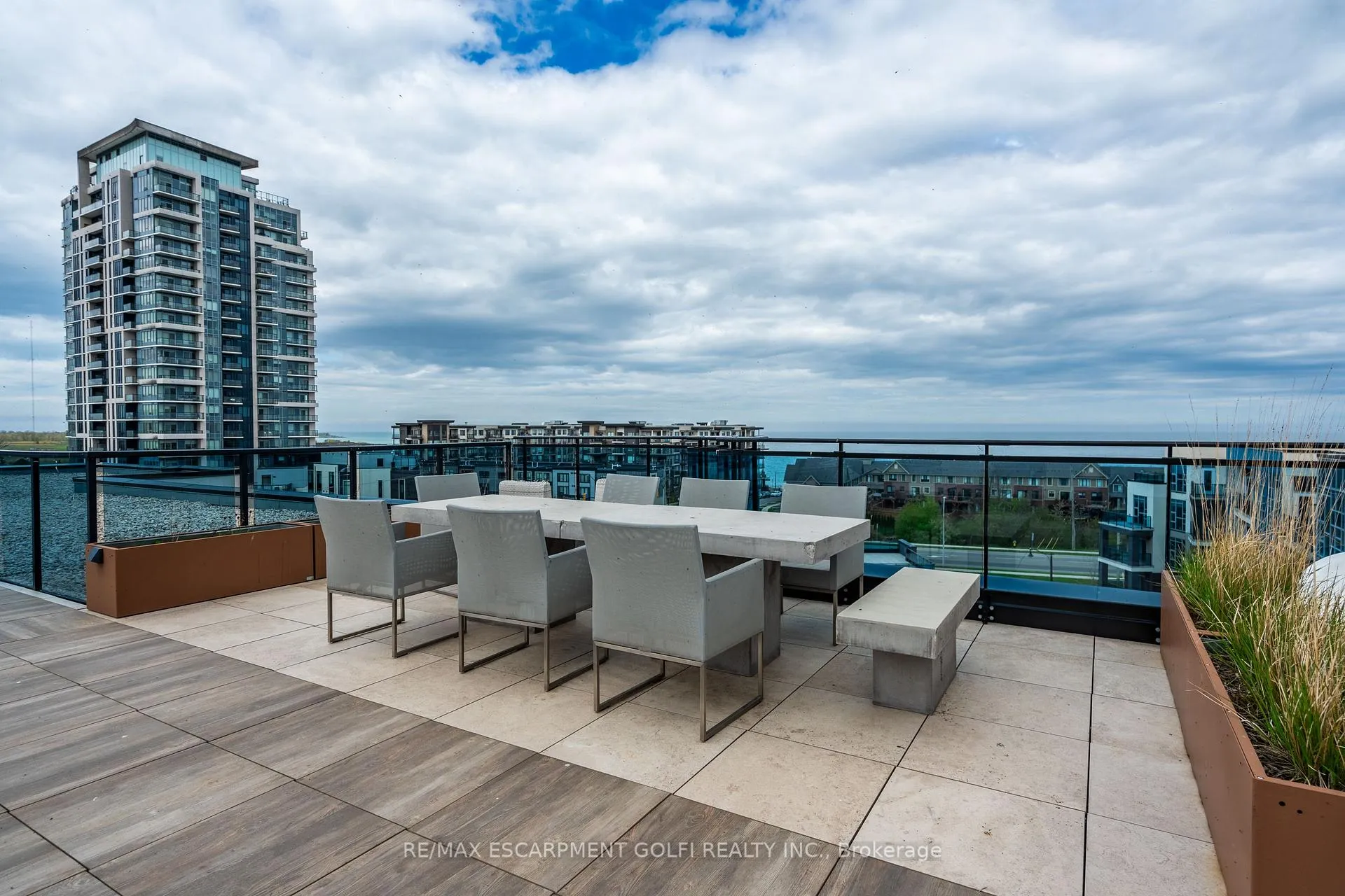 Photo 33 of Unit 304, 10 Concord Place, Grimsby, Grimsby Beach — HOMEH