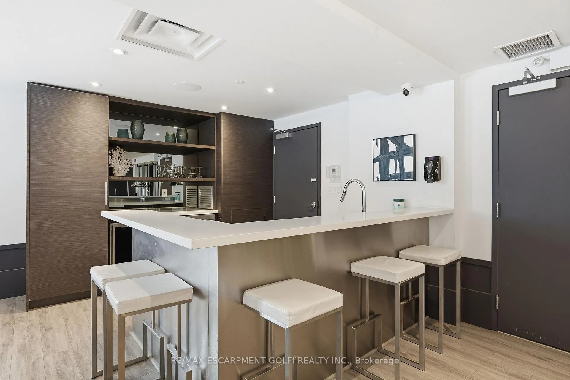 Photo 40 of Unit 304, 10 Concord Place, Grimsby, Grimsby Beach — HOMEH