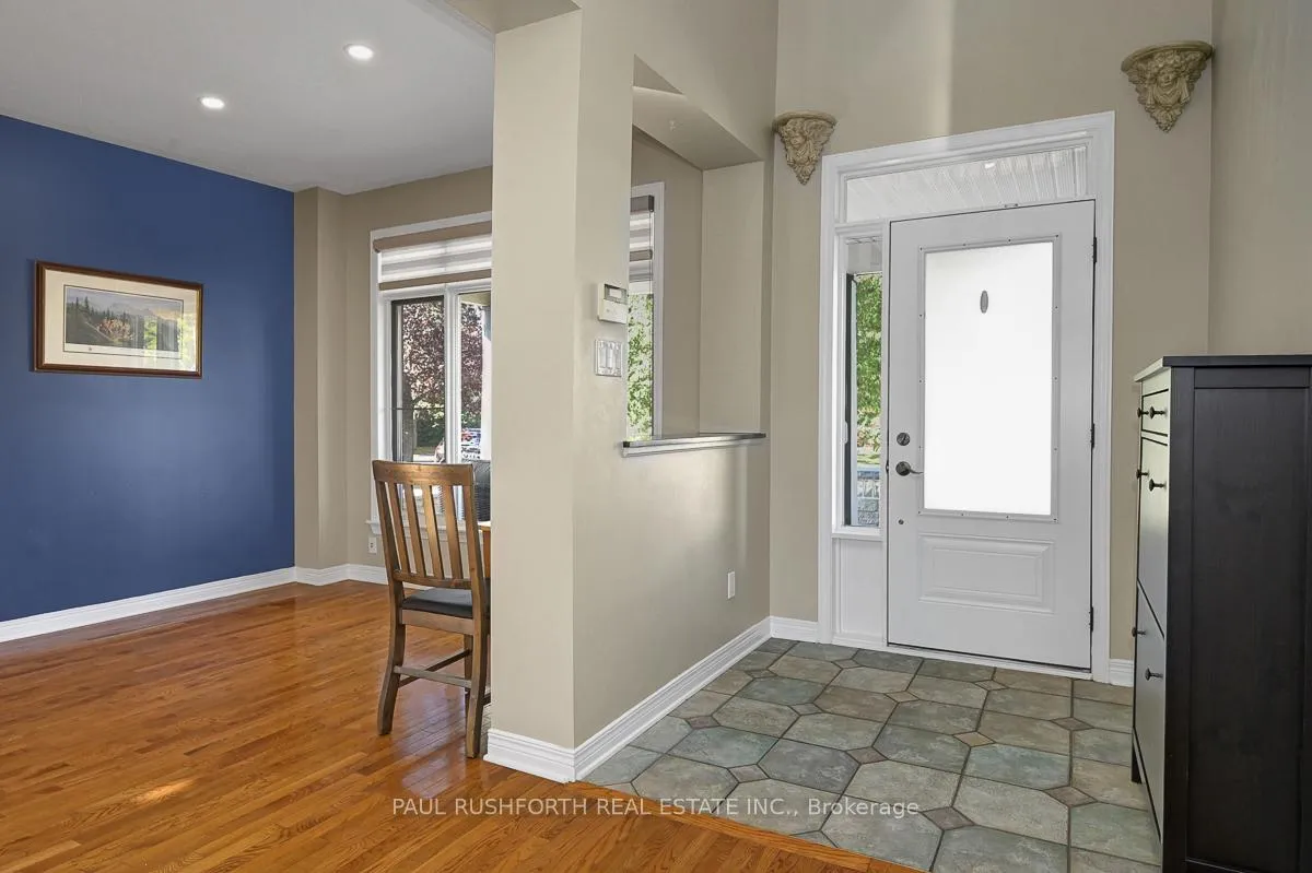 Photo 4 of 139 Baroness Drive, Ottawa, Barrhaven East — HOMEH