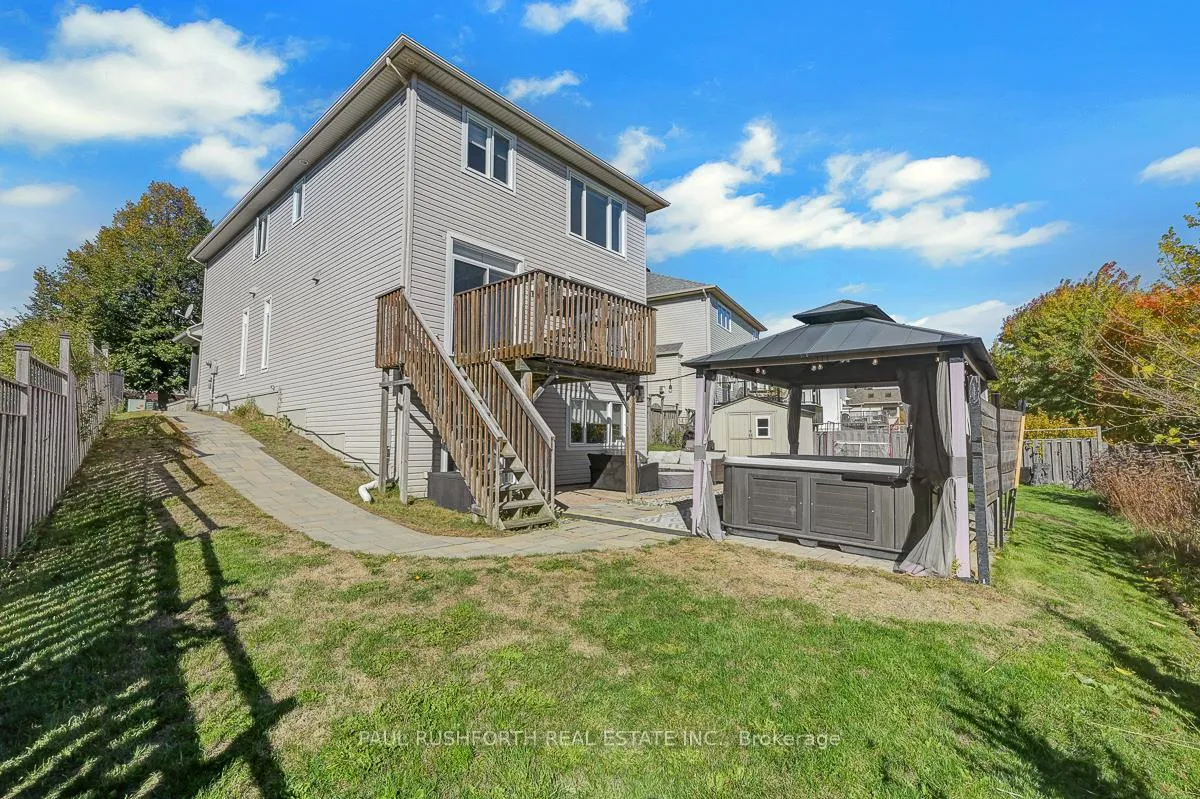 Photo 41 of 139 Baroness Drive, Ottawa, Barrhaven East — HOMEH