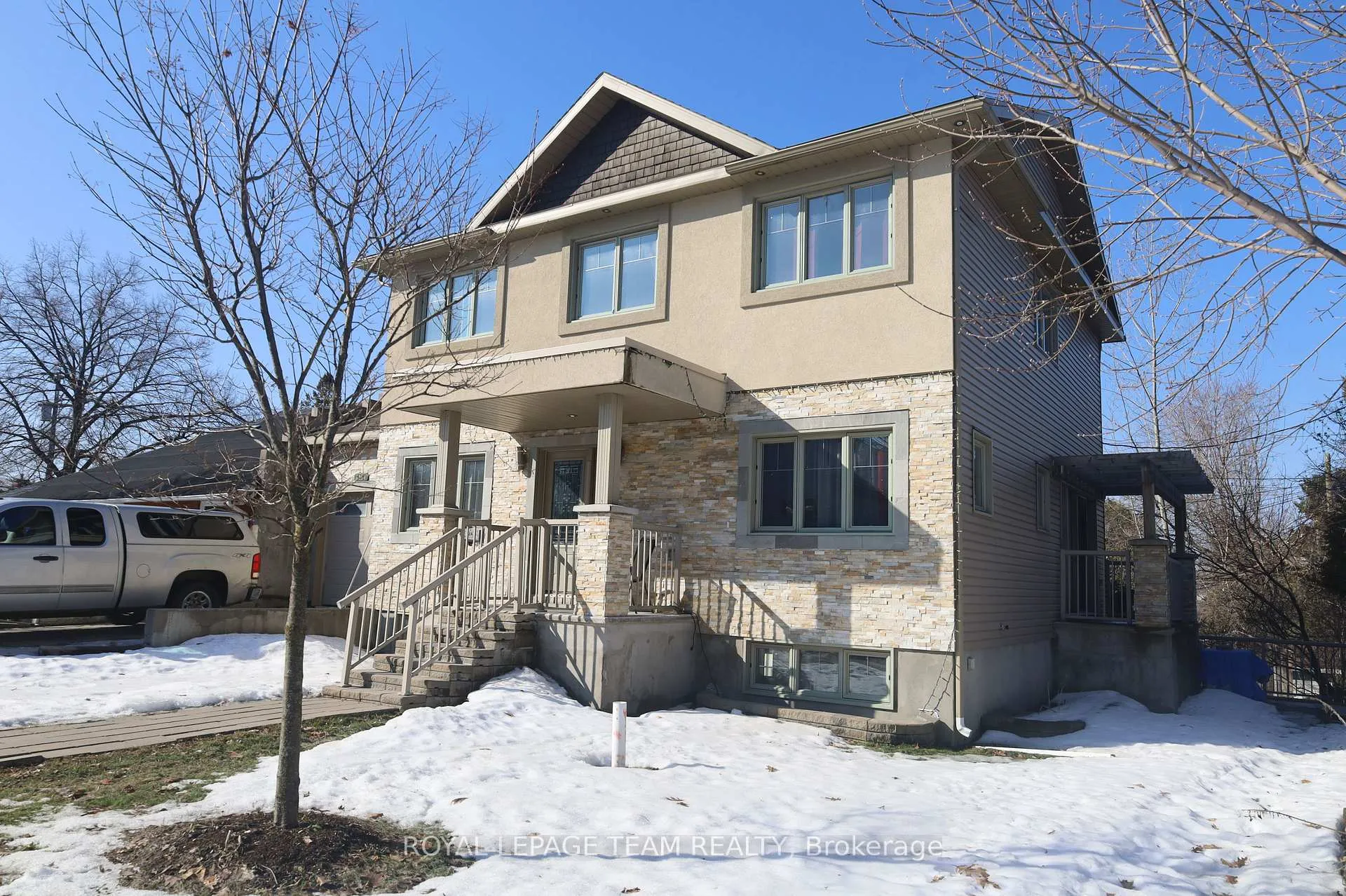 Photo 1 of 2194 Niagara Drive S, Ottawa, Applewood Acres — HOMEH