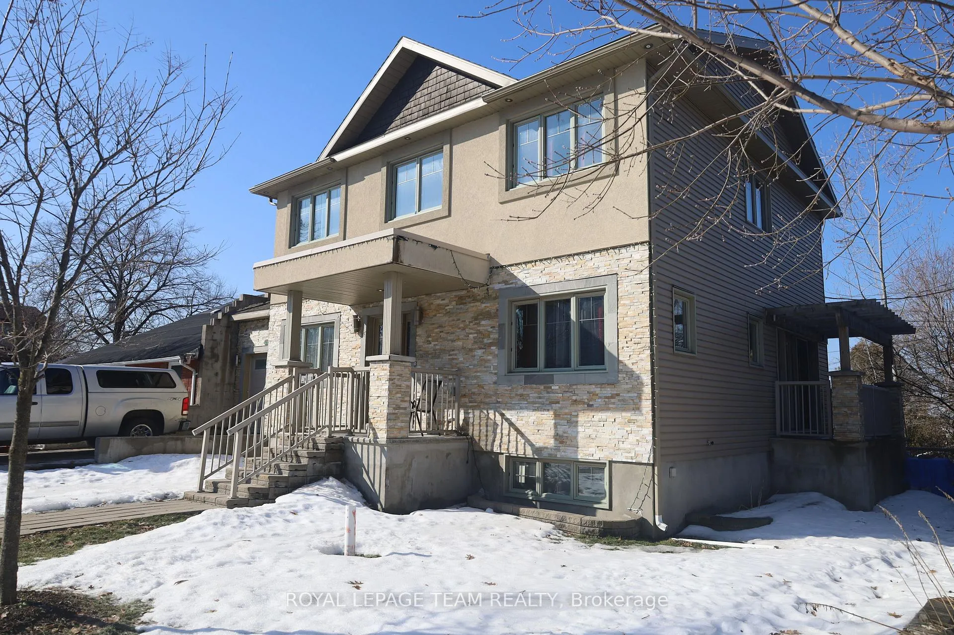 Photo 2 of 2194 Niagara Drive S, Ottawa, Applewood Acres — HOMEH