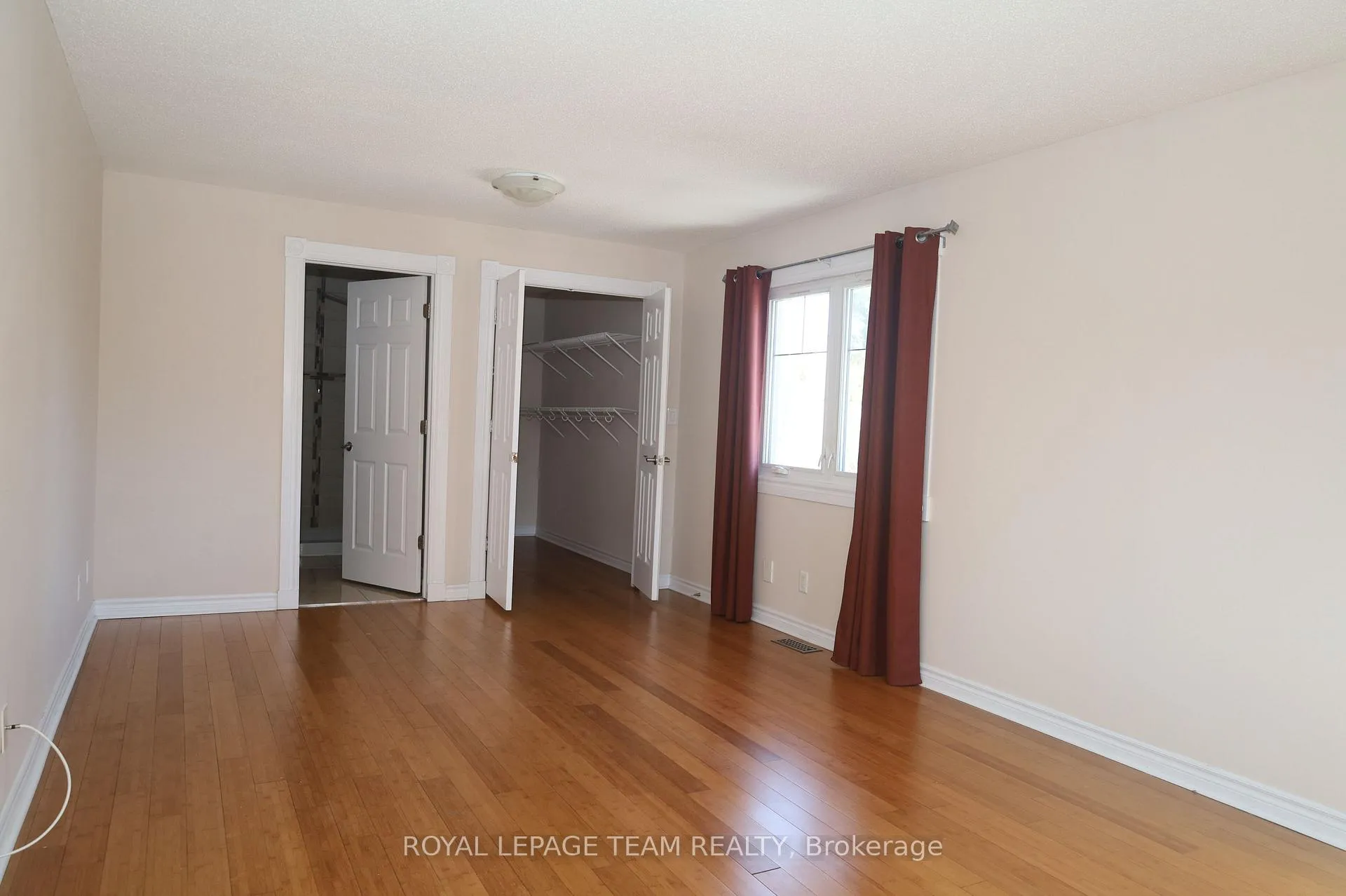 Photo 20 of 2194 Niagara Drive S, Ottawa, Applewood Acres — HOMEH