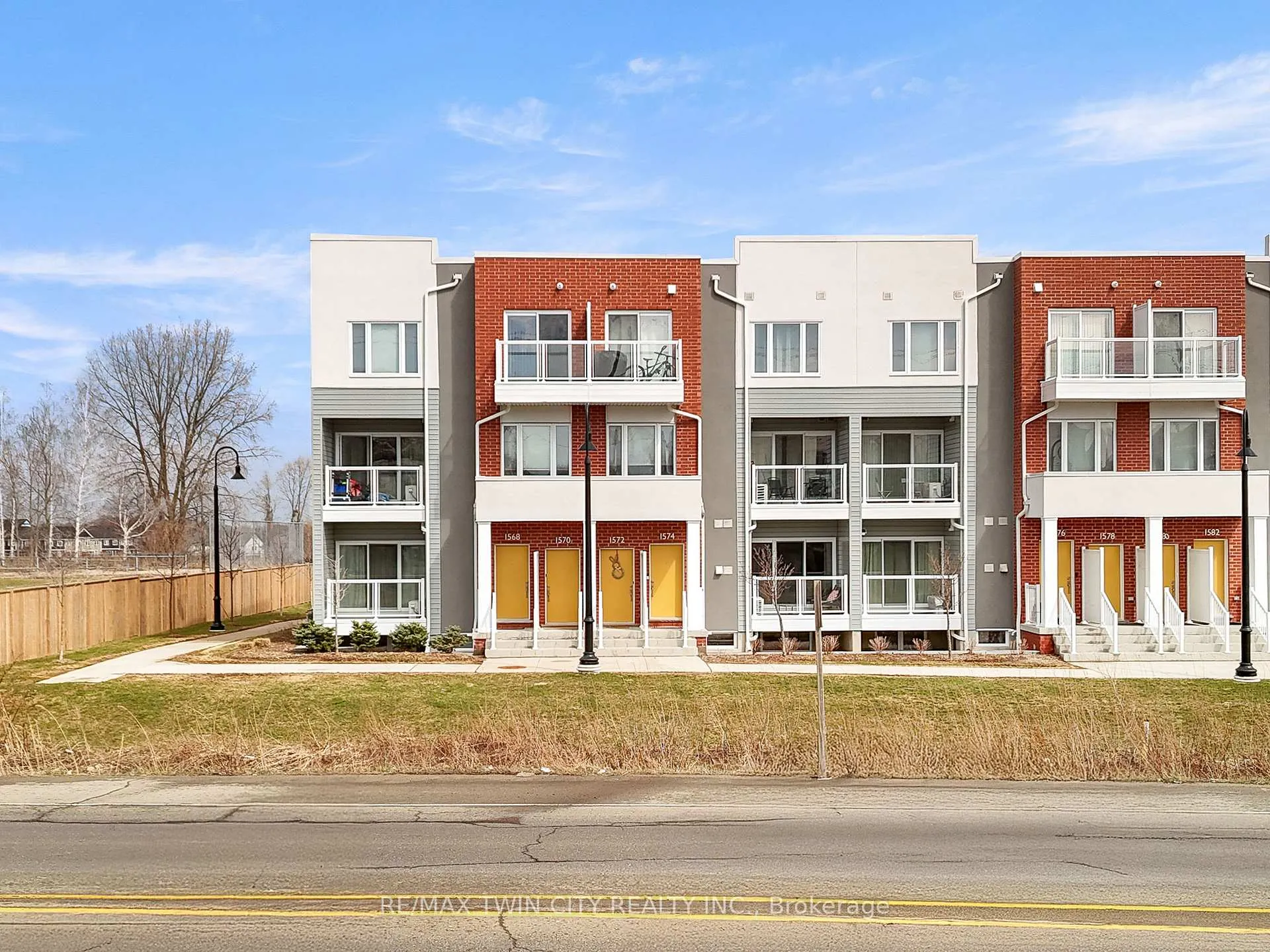 Photo 1 of 1574 Fischer Hallman Road, Kitchener — HOMEH