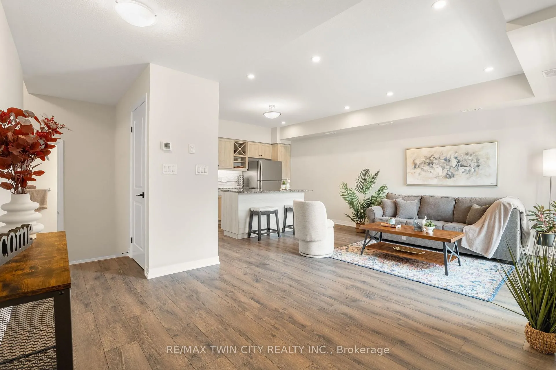 Photo 15 of 1574 Fischer Hallman Road, Kitchener — HOMEH