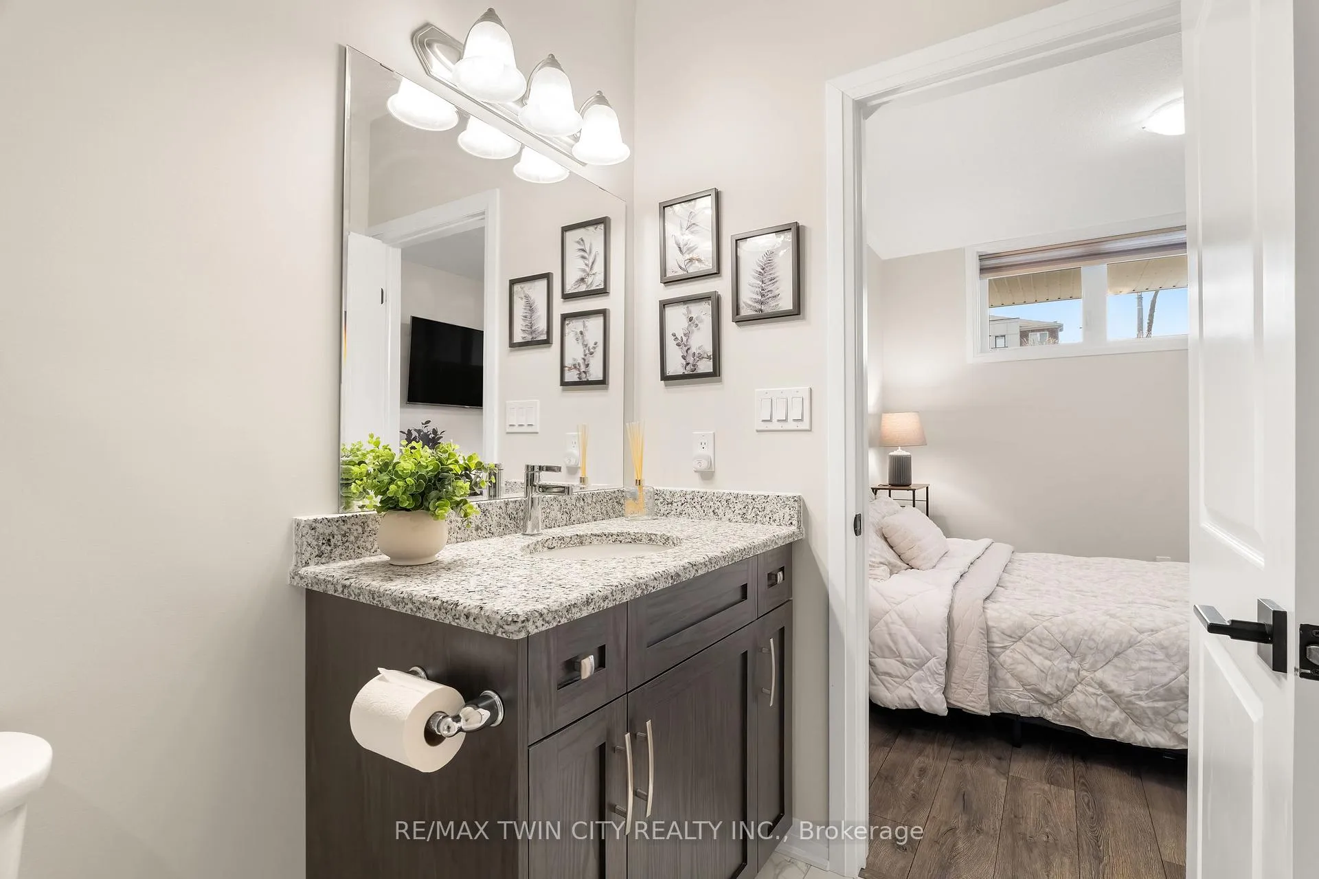 Photo 32 of 1574 Fischer Hallman Road, Kitchener — HOMEH