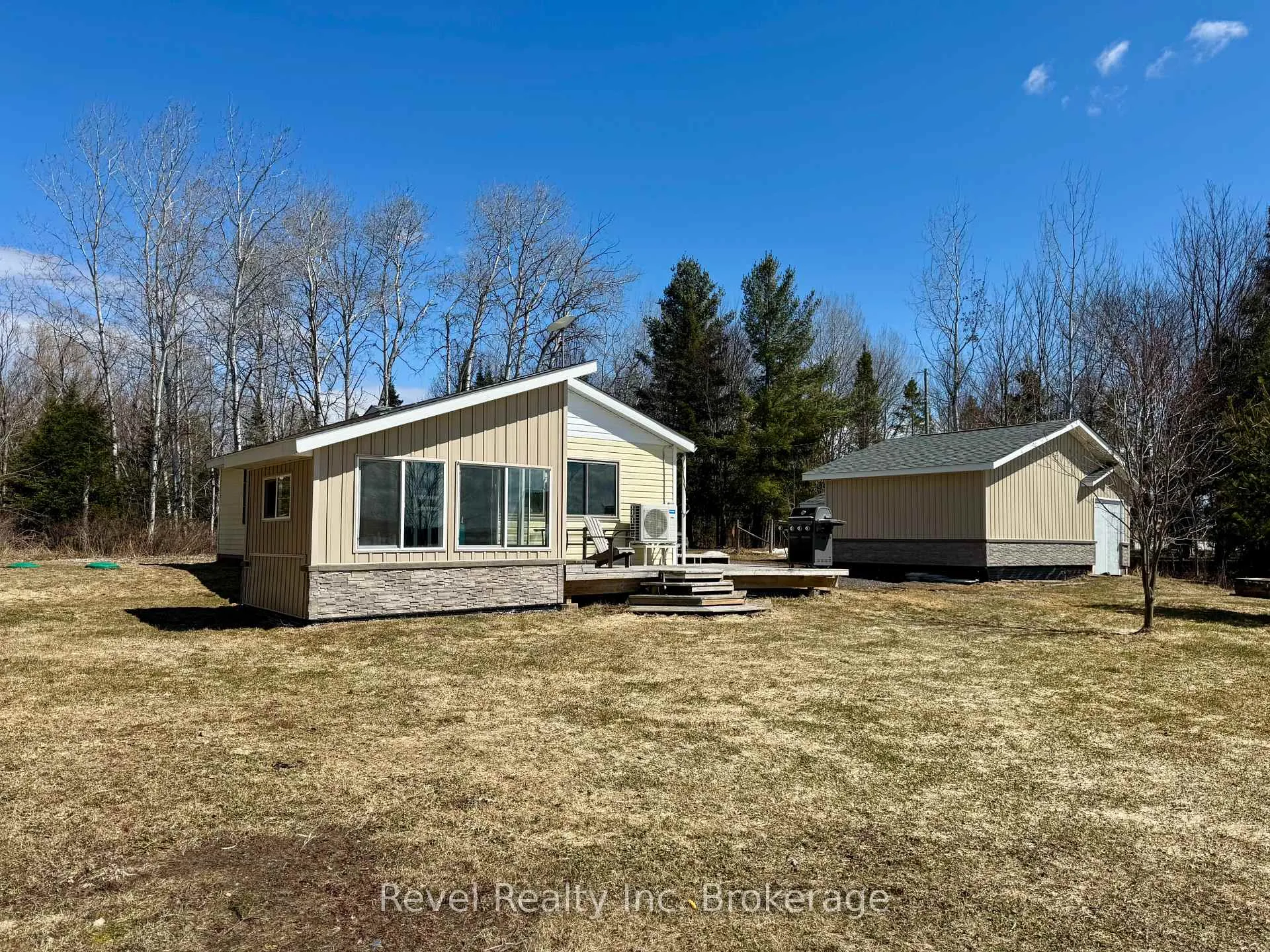 Photo 2 of 286 Mallard Haven Road, Chisholm — HOMEH