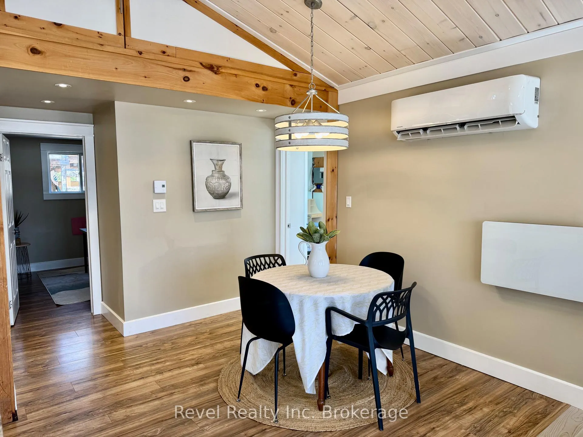 Photo 15 of 286 Mallard Haven Road, Chisholm — HOMEH