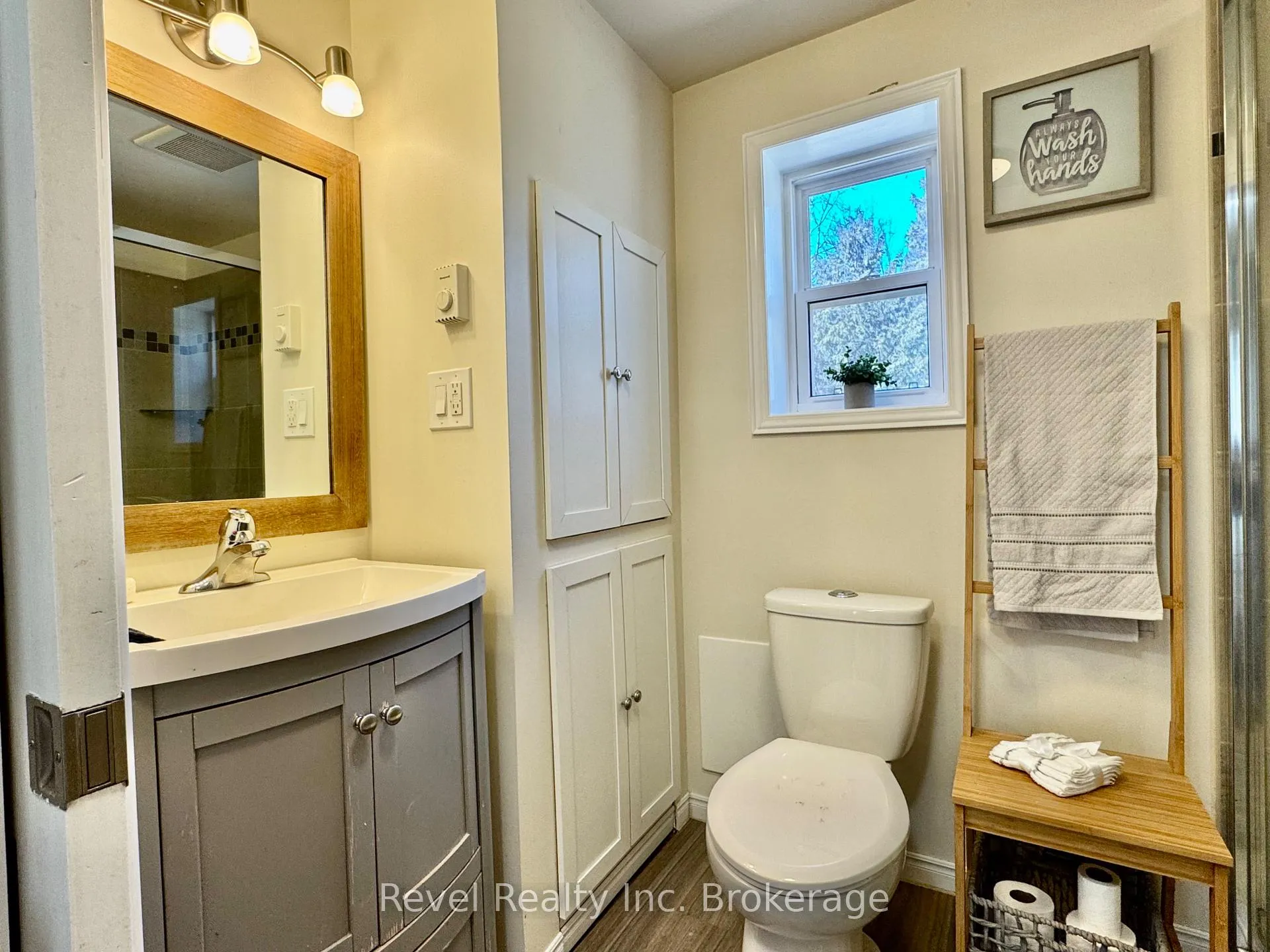 Photo 29 of 286 Mallard Haven Road, Chisholm — HOMEH