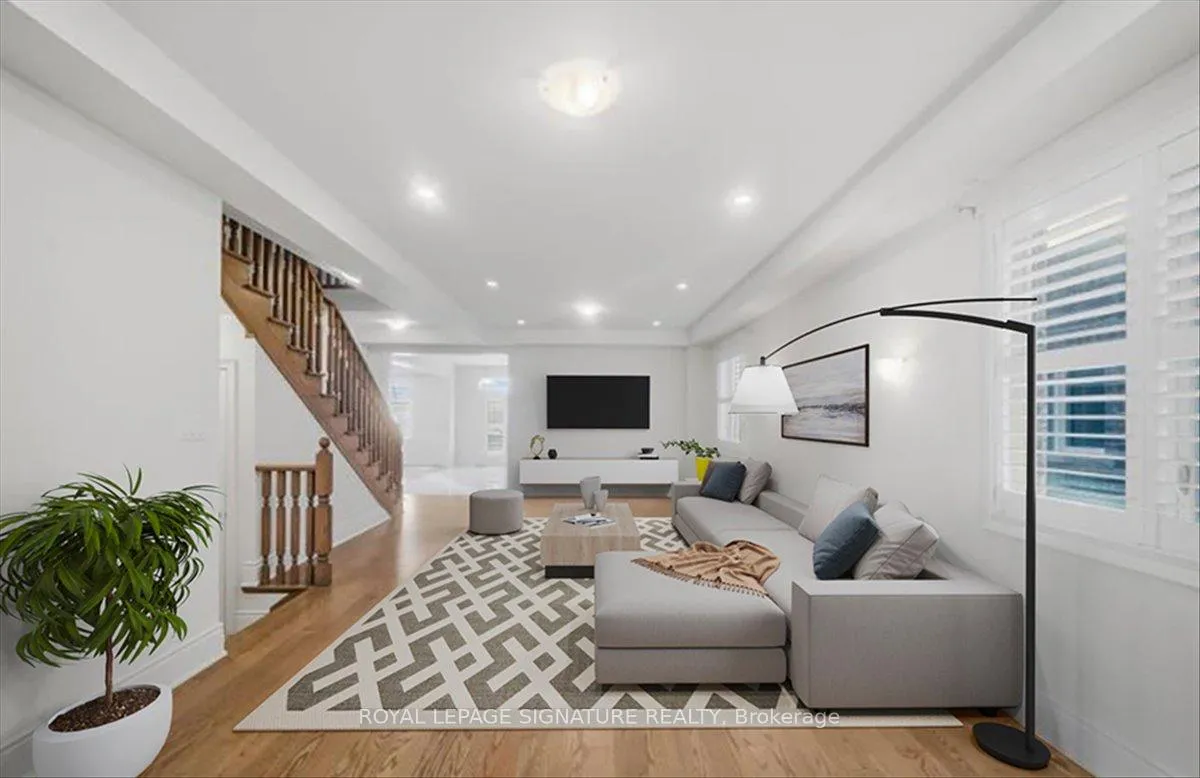 Photo 4 of 81 Attwater Drive, Cambridge — HOMEH