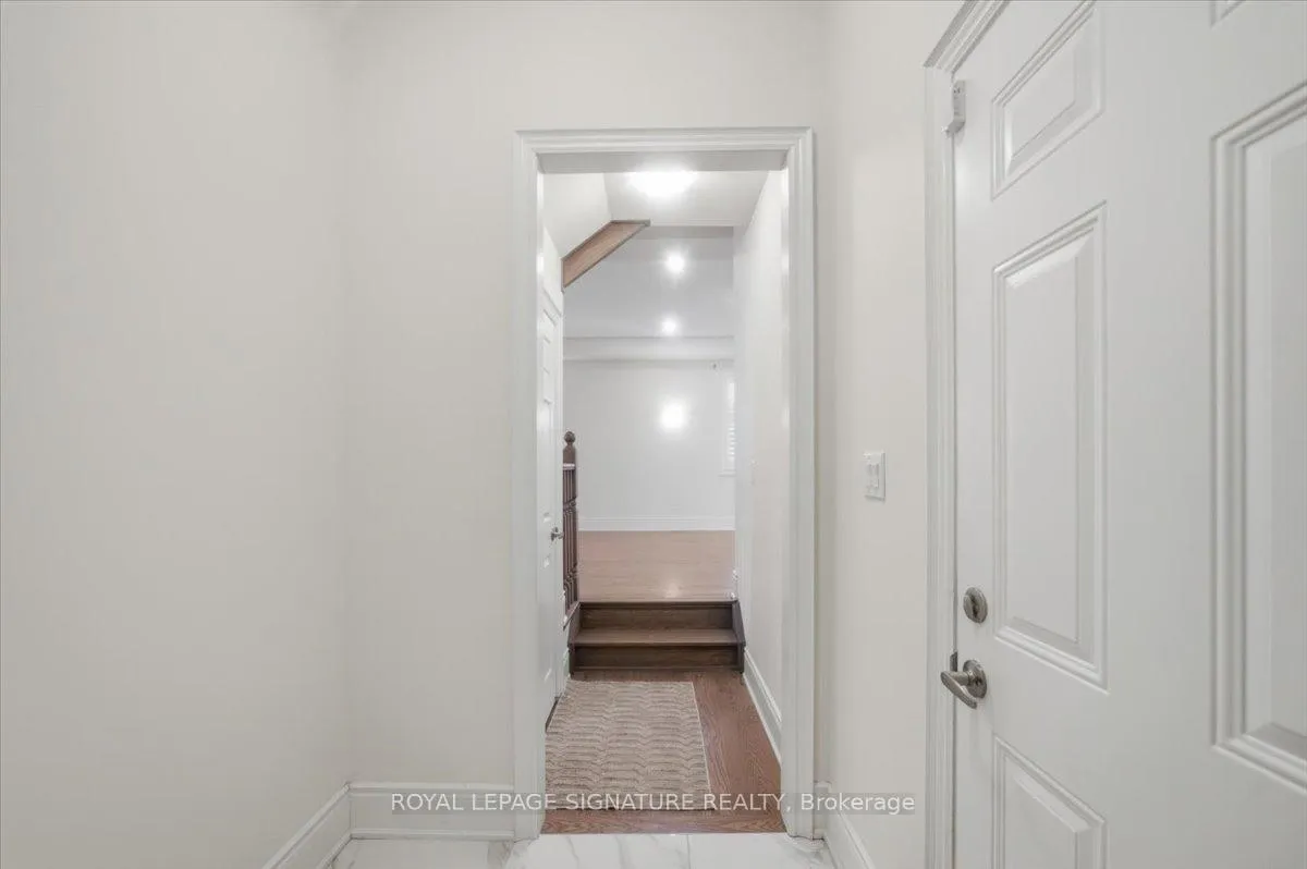 Photo 13 of 81 Attwater Drive, Cambridge — HOMEH