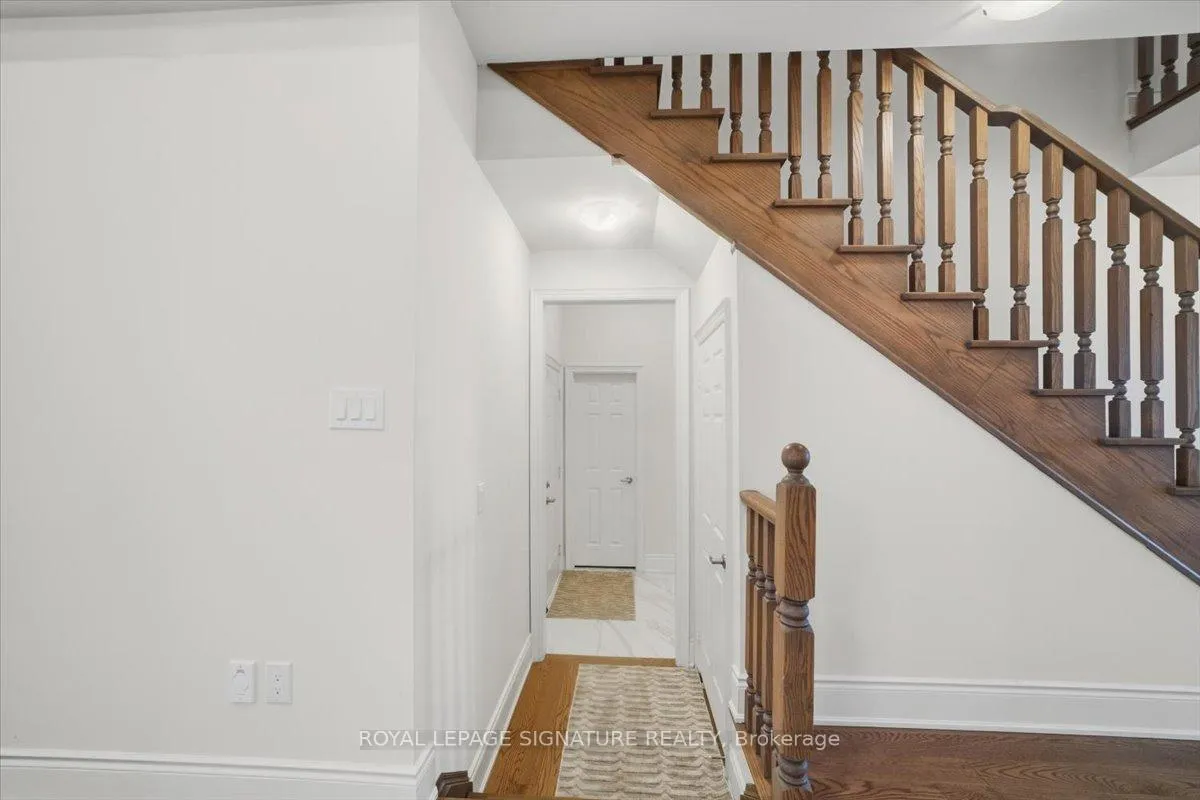 Photo 20 of 81 Attwater Drive, Cambridge — HOMEH