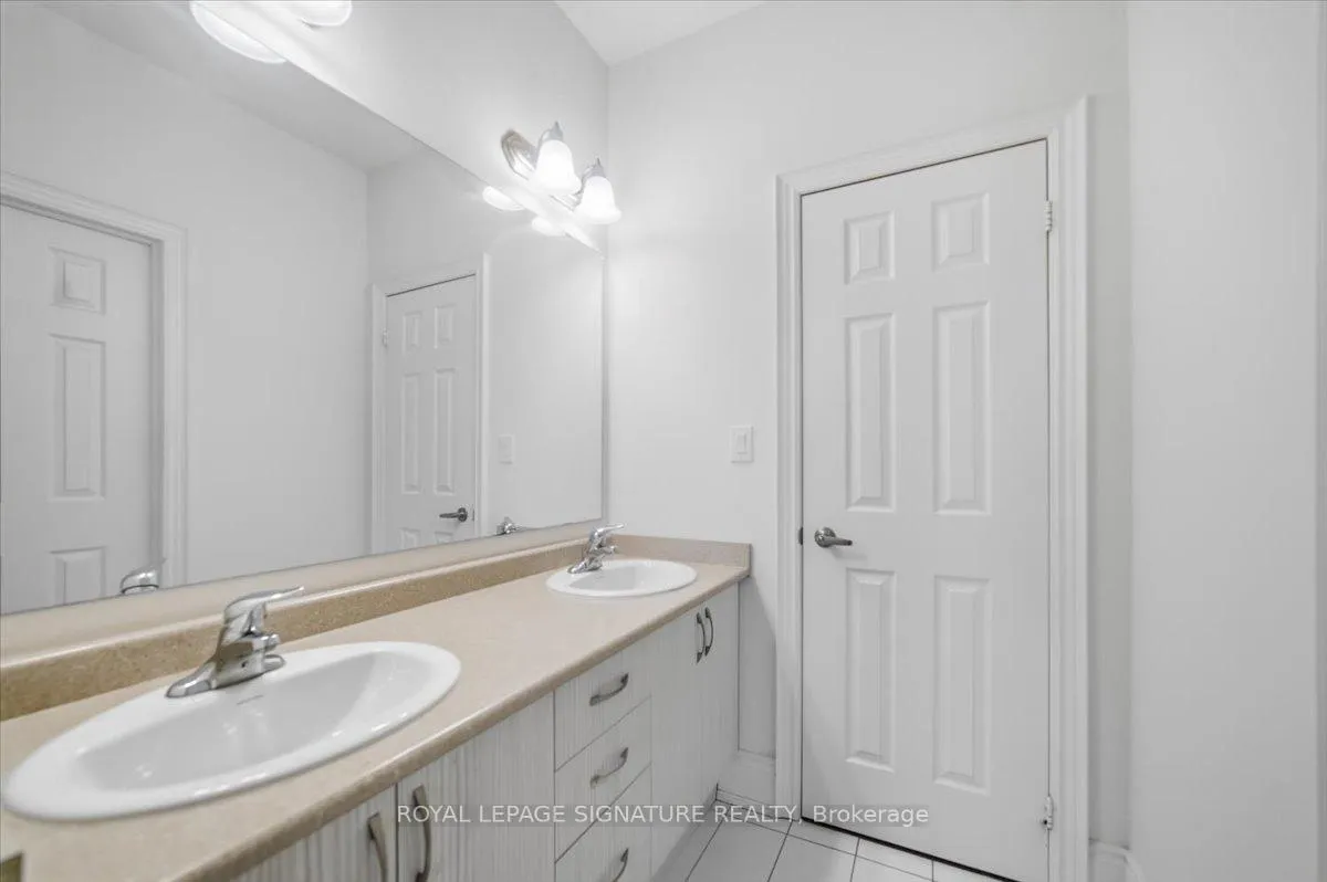 Photo 42 of 81 Attwater Drive, Cambridge — HOMEH