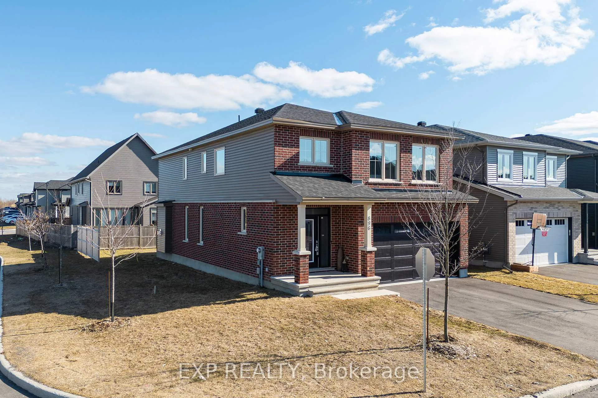 Photo 2 of 896 Sendero Way, Ottawa, Remainder of Stittsville & Area — HOMEH