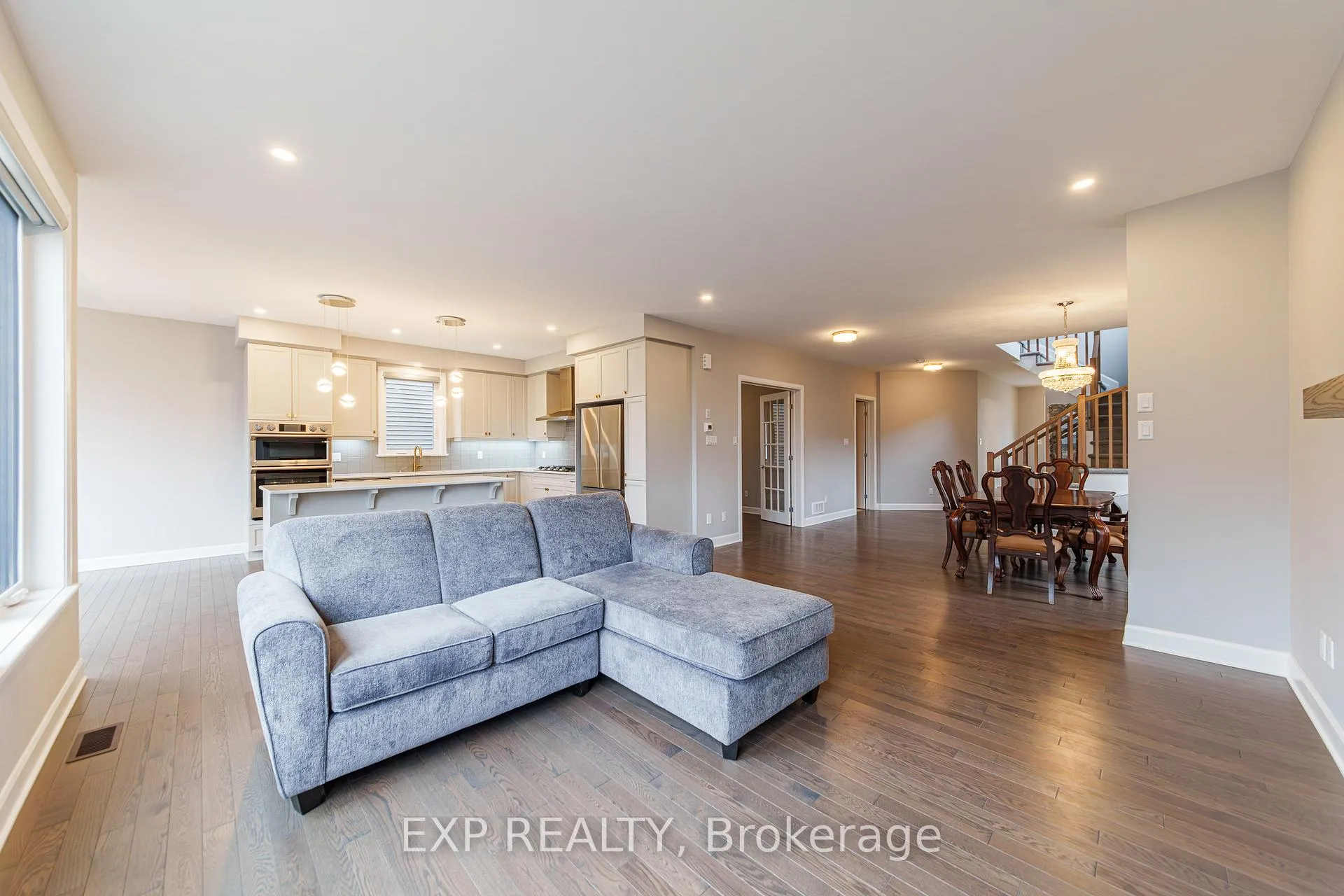 Photo 9 of 896 Sendero Way, Ottawa, Remainder of Stittsville & Area — HOMEH