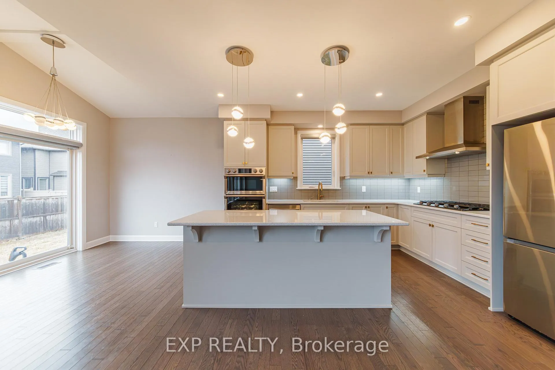 Photo 11 of 896 Sendero Way, Ottawa, Remainder of Stittsville & Area — HOMEH