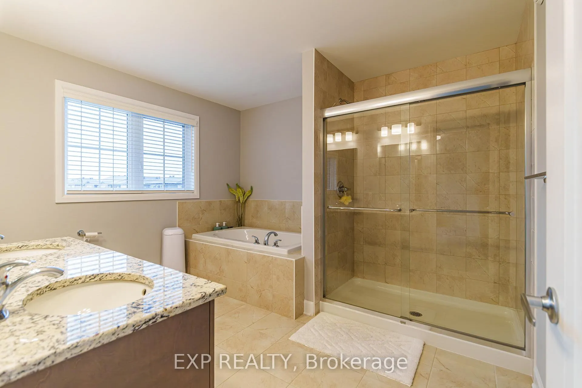 Photo 23 of 896 Sendero Way, Ottawa, Remainder of Stittsville & Area — HOMEH