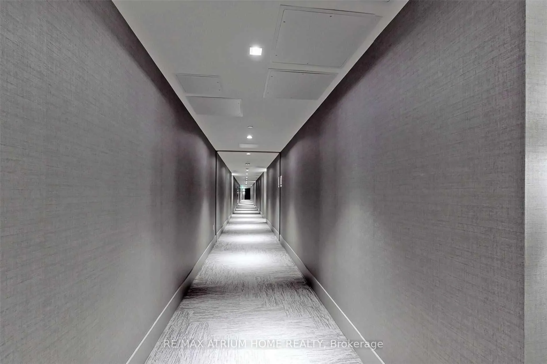Photo 3 of Unit 611, 2908 Highway 7 Road, Vaughan, Concord — HOMEH