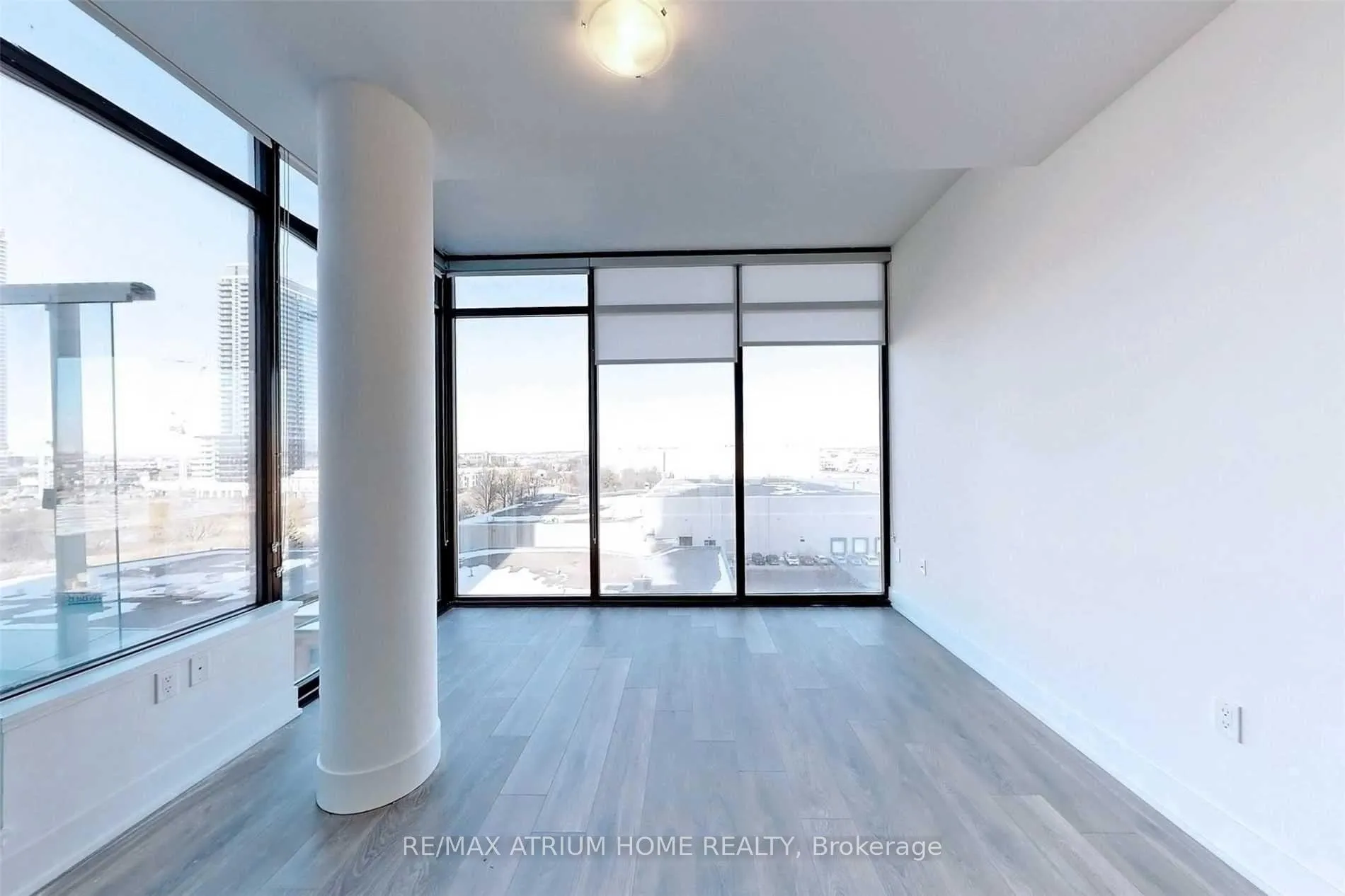 Photo 6 of Unit 611, 2908 Highway 7 Road, Vaughan, Concord — HOMEH