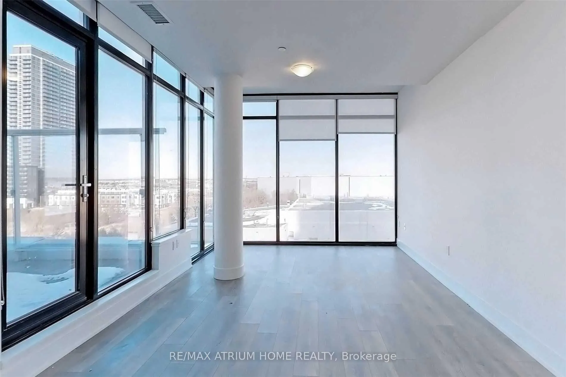 Photo 7 of Unit 611, 2908 Highway 7 Road, Vaughan, Concord — HOMEH