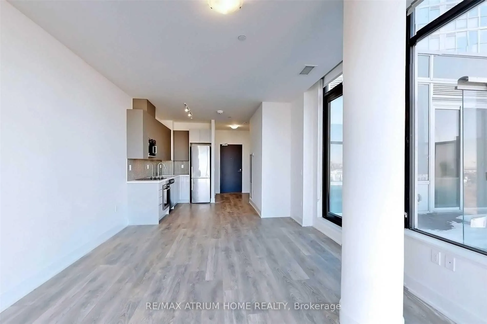 Photo 10 of Unit 611, 2908 Highway 7 Road, Vaughan, Concord — HOMEH