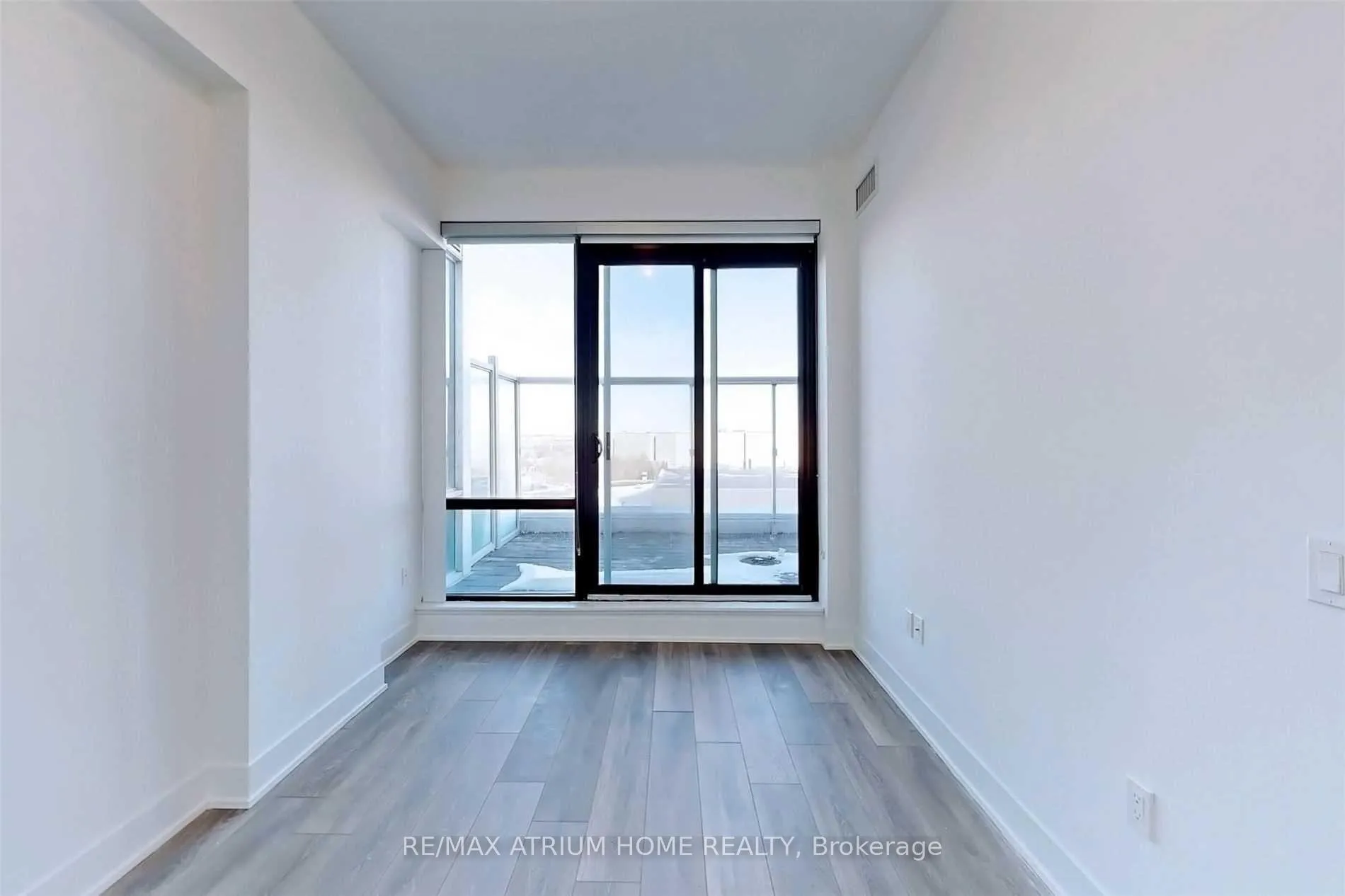Photo 15 of Unit 611, 2908 Highway 7 Road, Vaughan, Concord — HOMEH