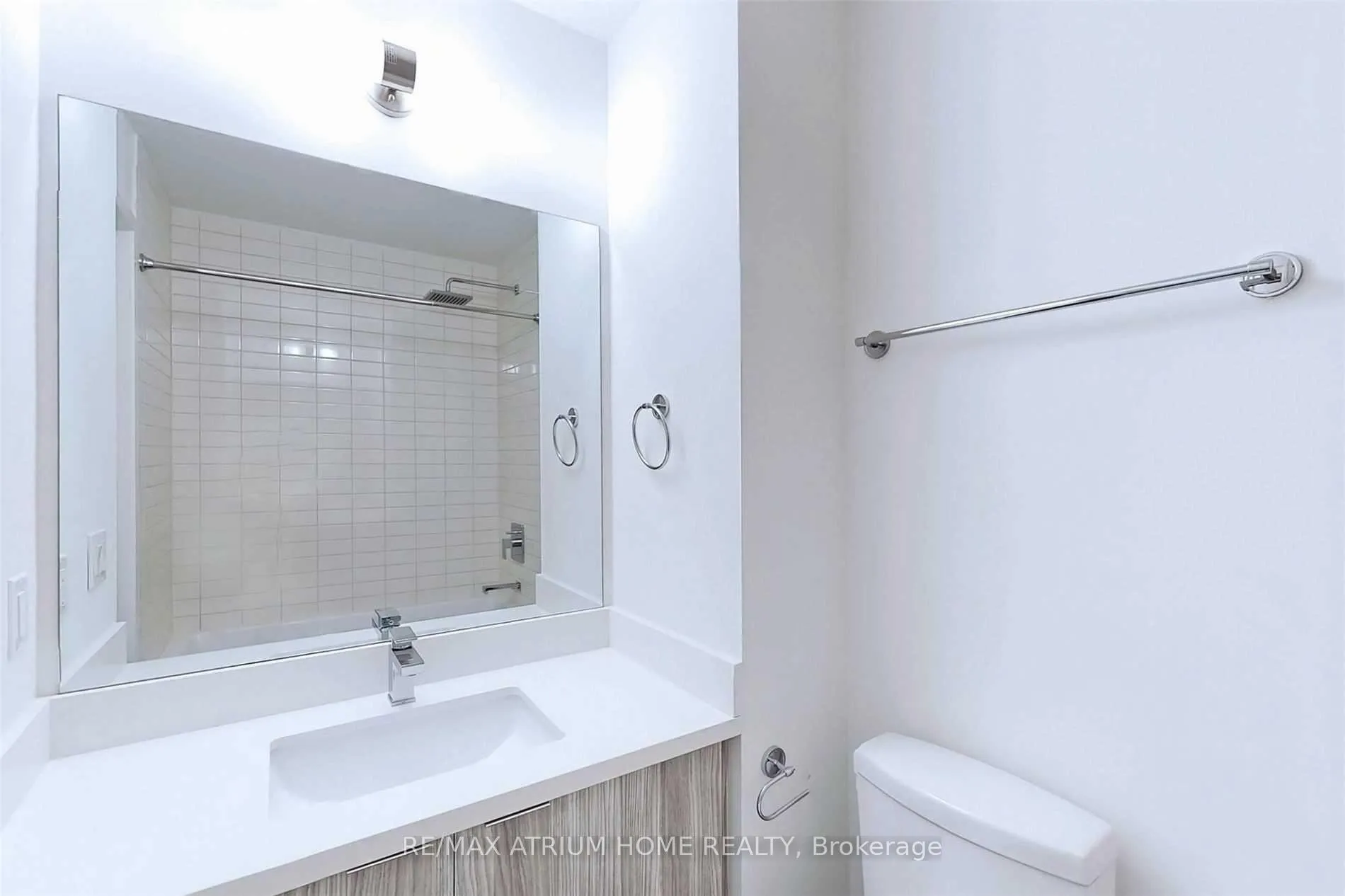 Photo 18 of Unit 611, 2908 Highway 7 Road, Vaughan, Concord — HOMEH
