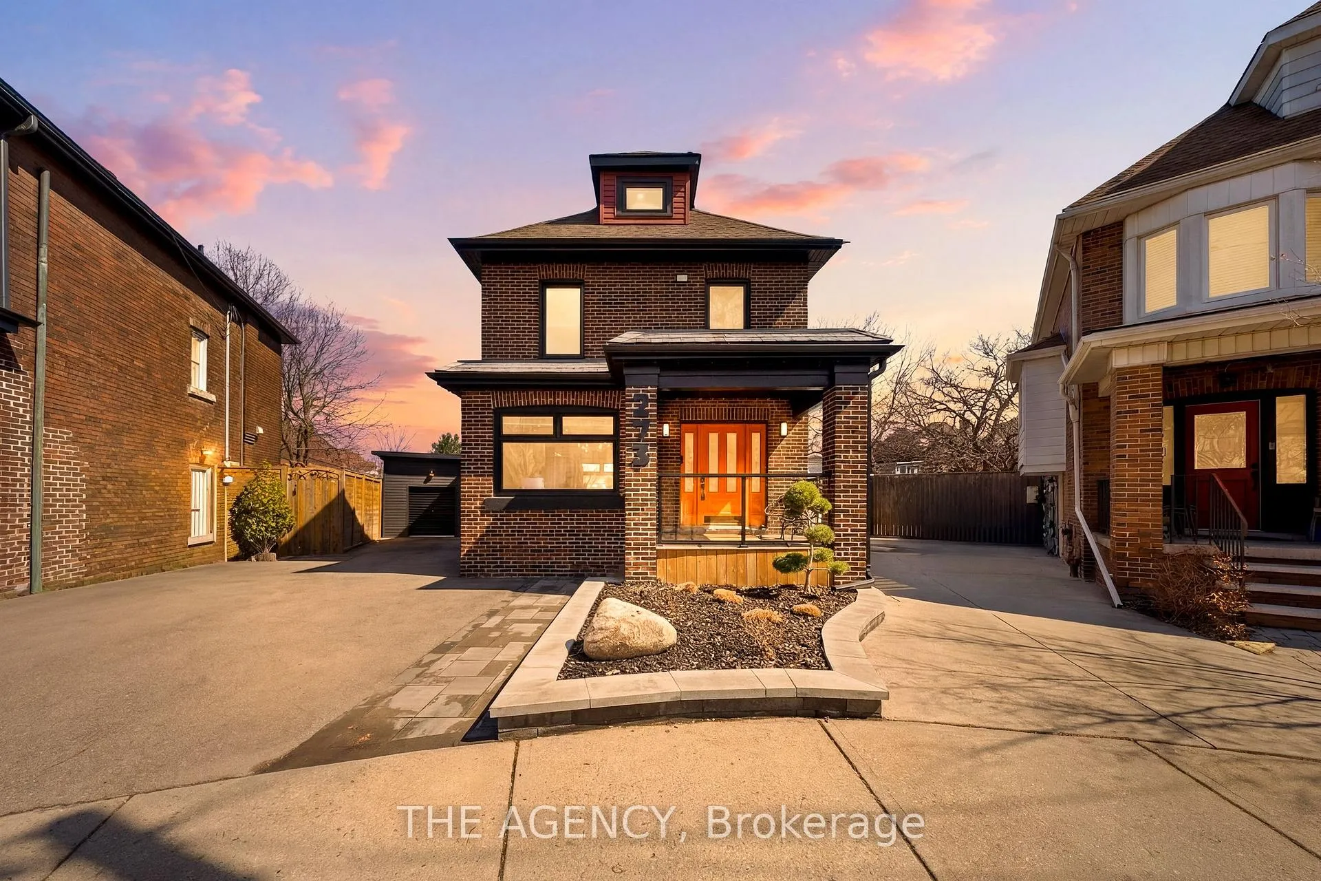 Front of 273 Stinson Crescent