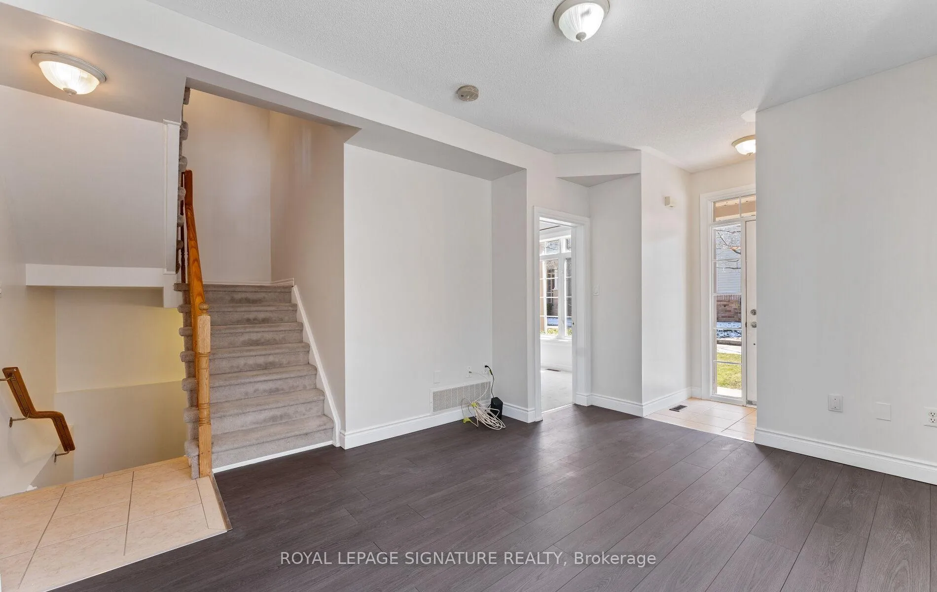 Photo 8 of 23 Yewtree Way, Whitby, Pringle Creek — HOMEH