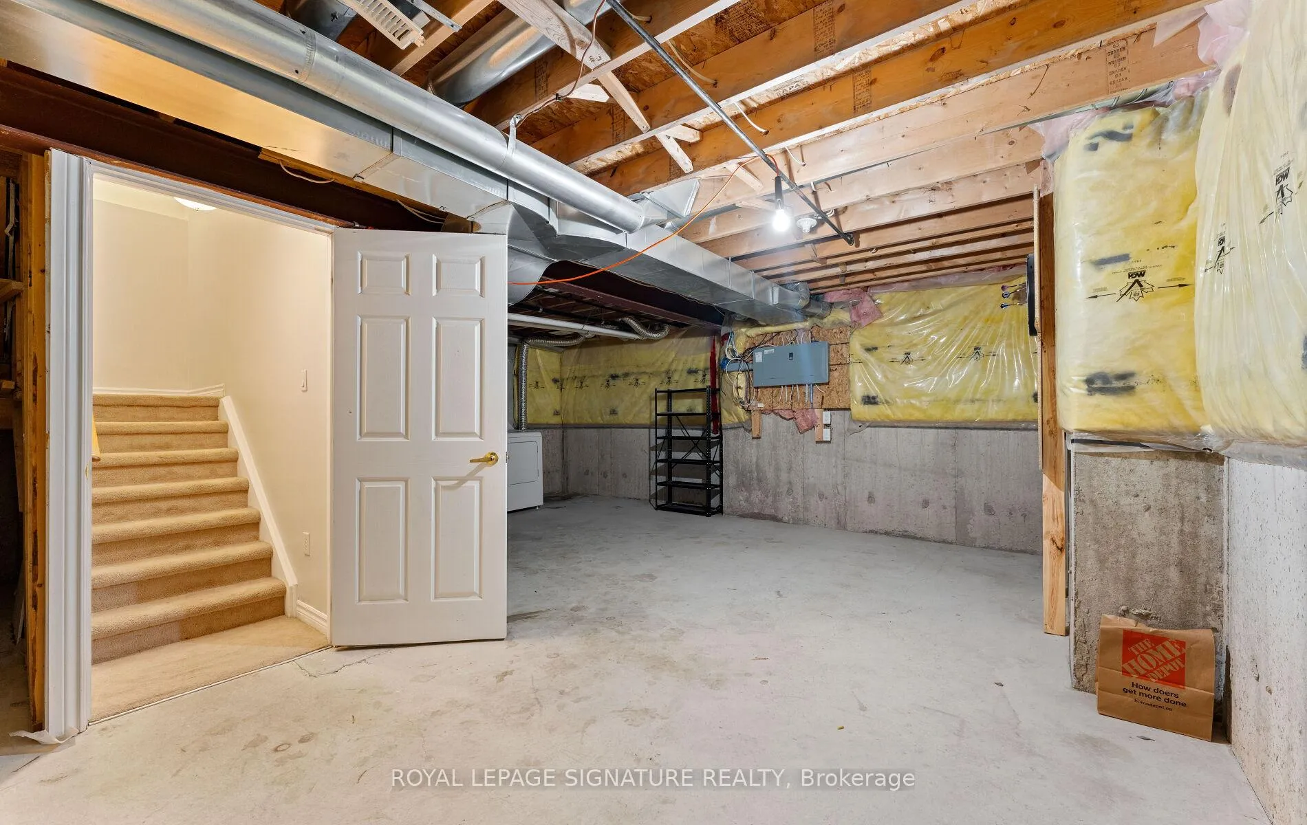 Photo 21 of 23 Yewtree Way, Whitby, Pringle Creek — HOMEH